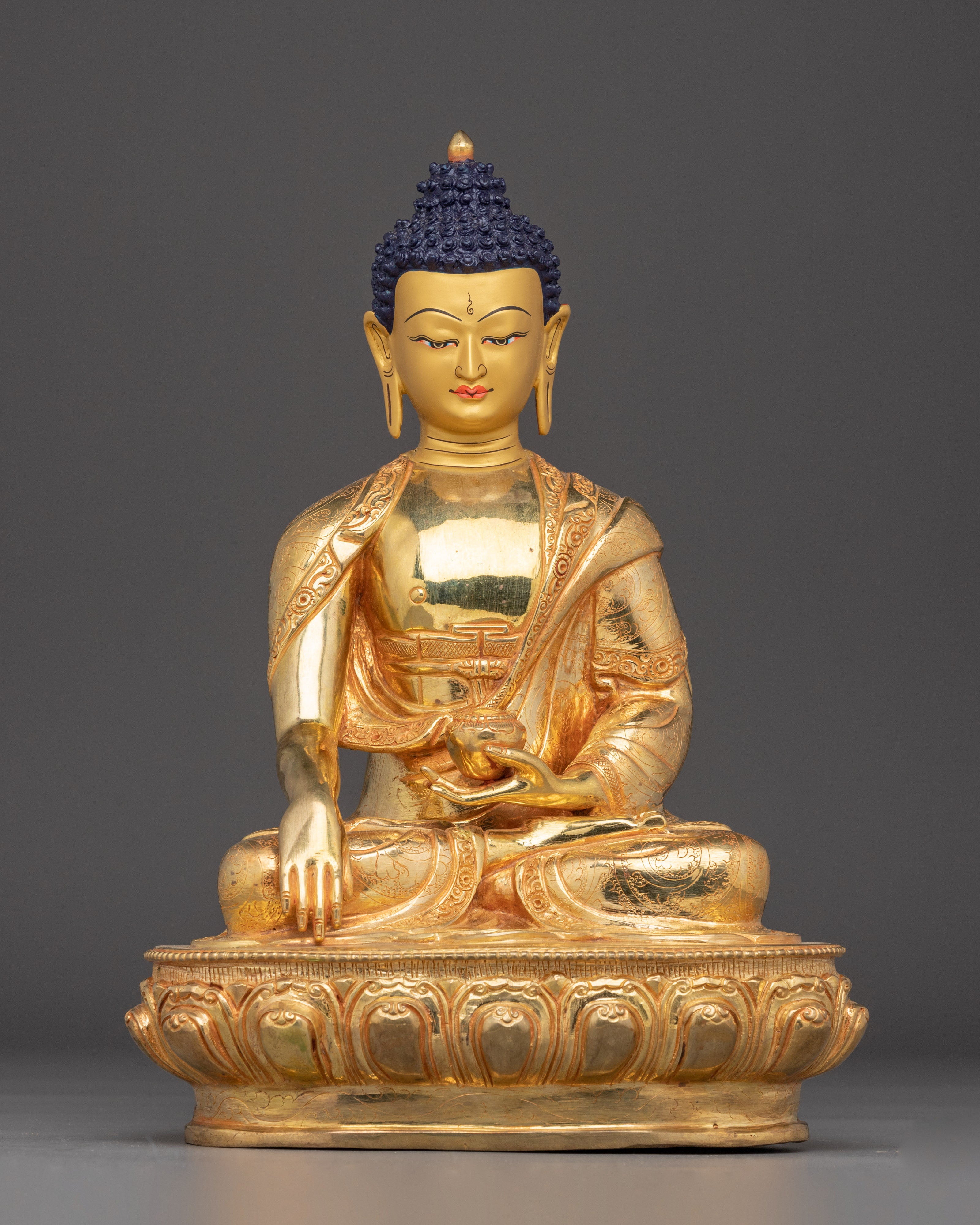 Golden Shakyamuni Buddha Copper Sculpture