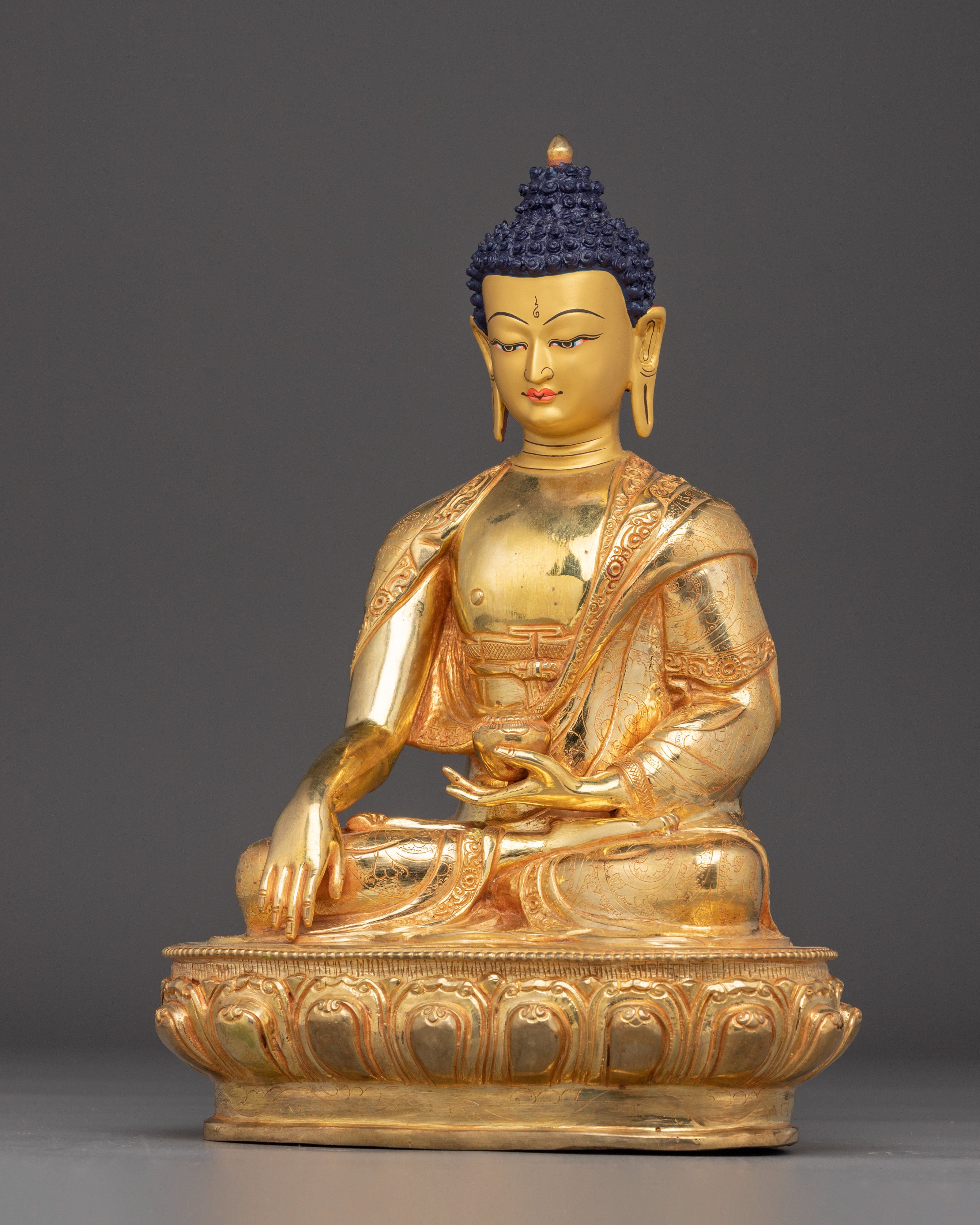 Golden Shakyamuni Buddha Copper Sculpture