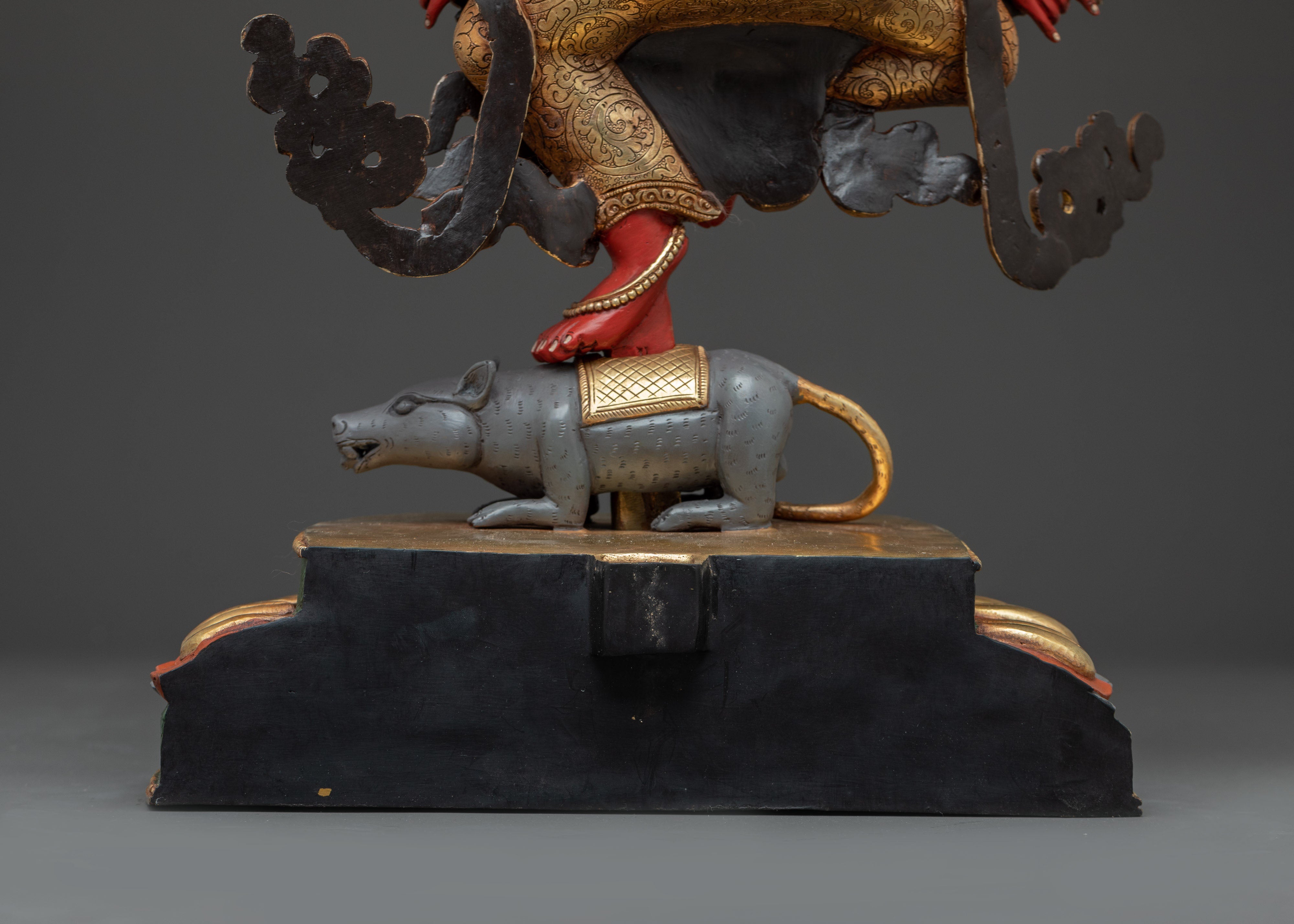 Multi-armed Ganesha: Embodiment of Intelligence and Wisdom