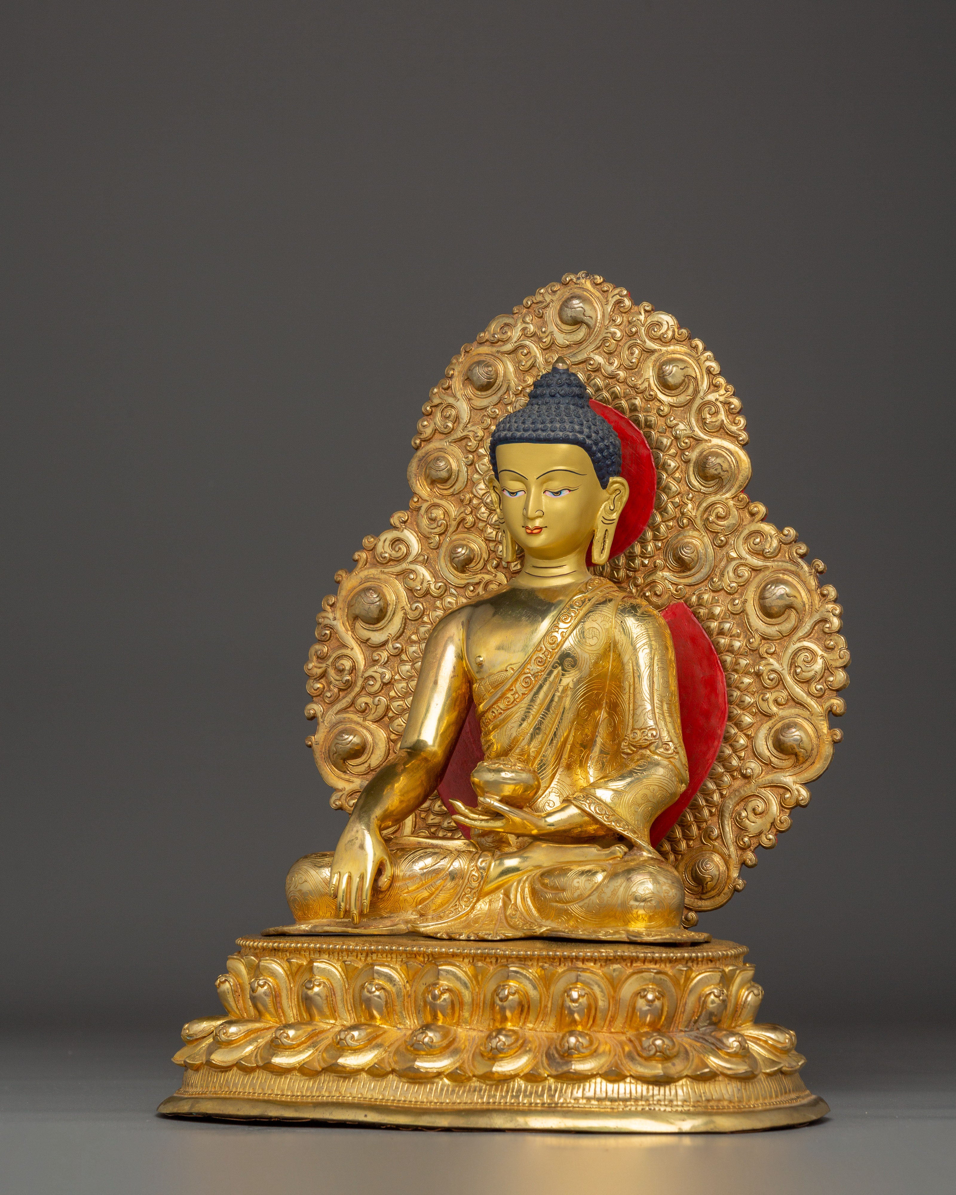 Tibetan Golden Shakyamuni Buddha Artwork