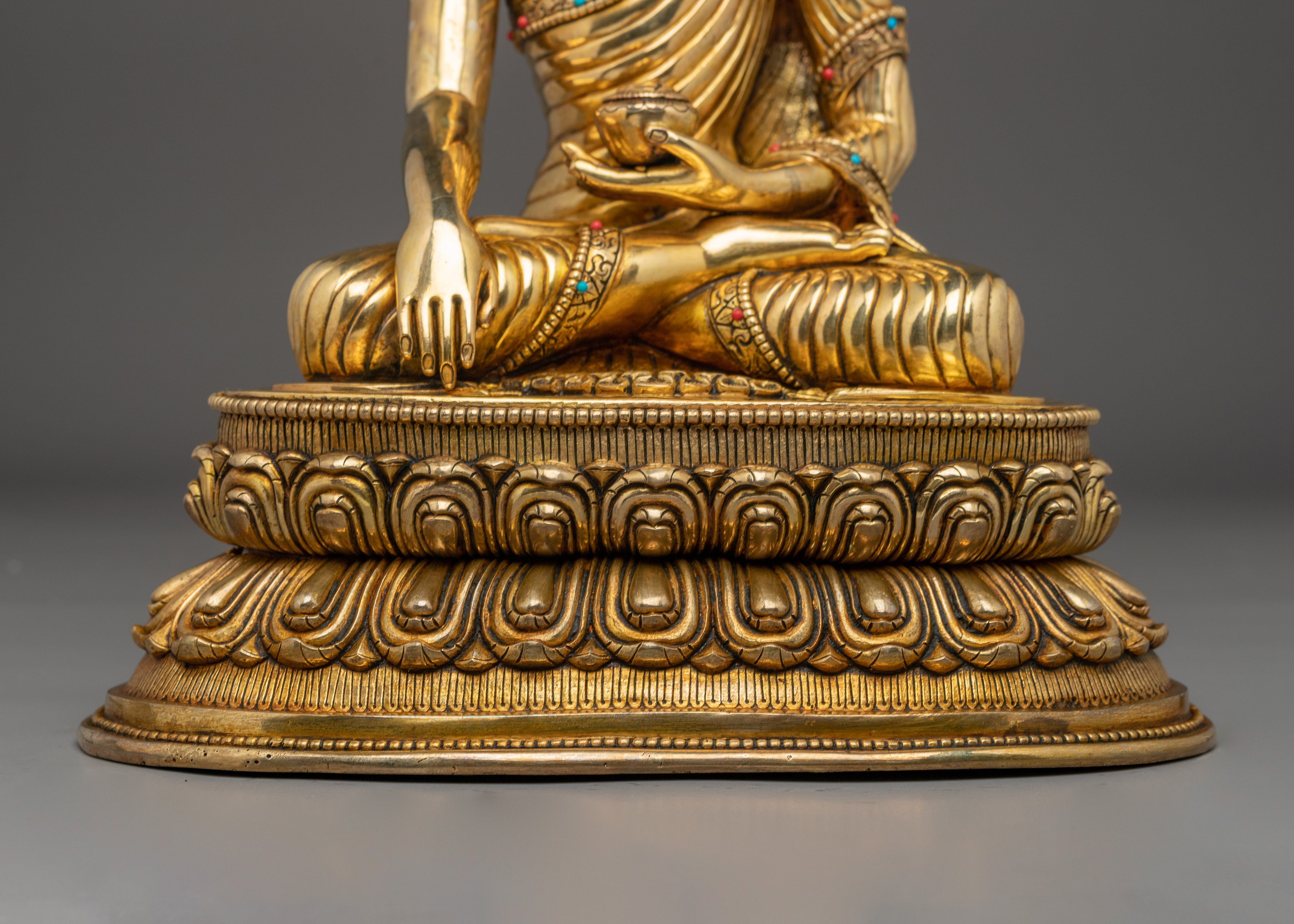 Statue of Shakyamuni Buddha: The Awakened One