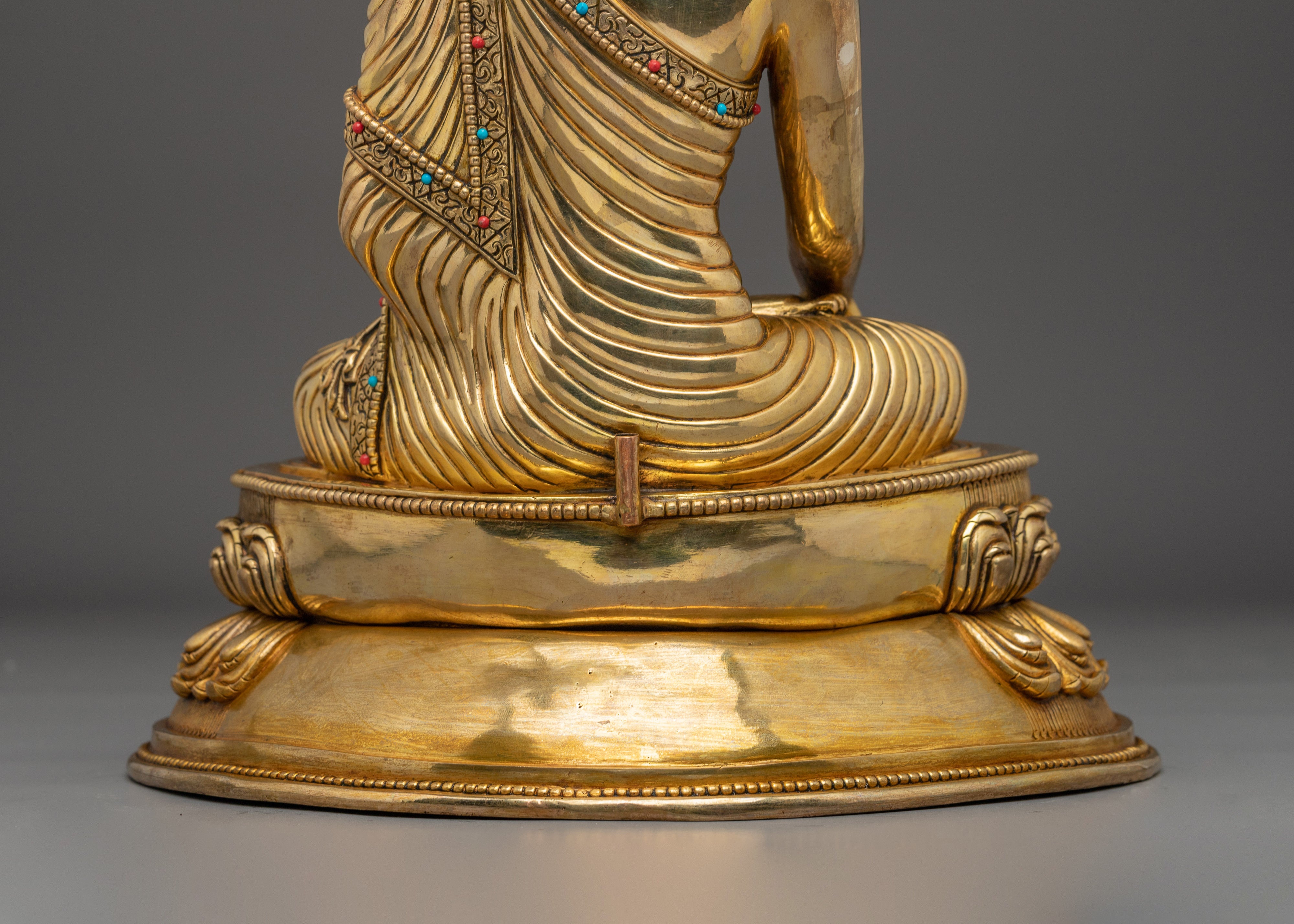 Statue of Shakyamuni Buddha: The Awakened One