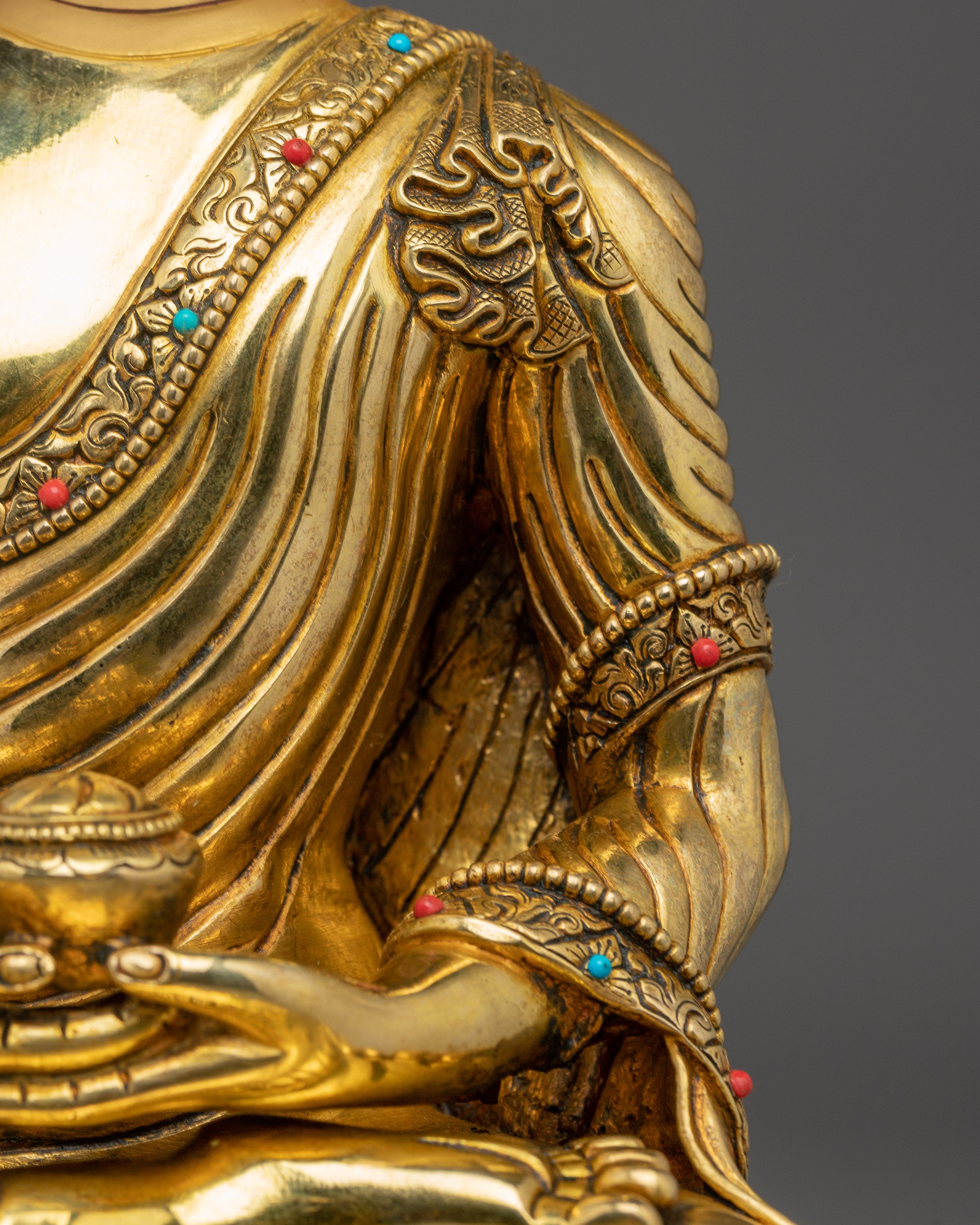 Statue of Pure Land Buddha Amitabha