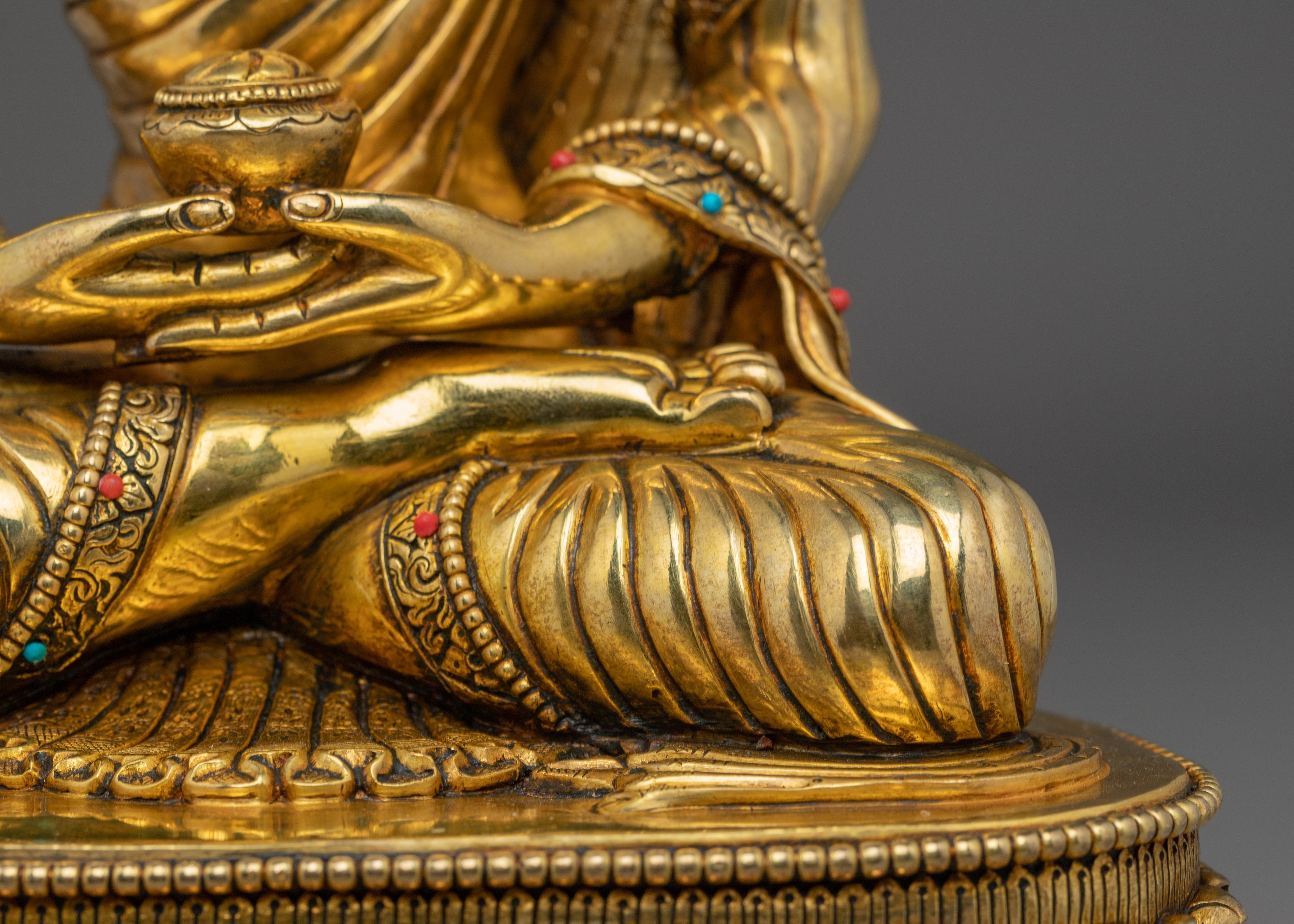 Statue of Pure Land Buddha Amitabha