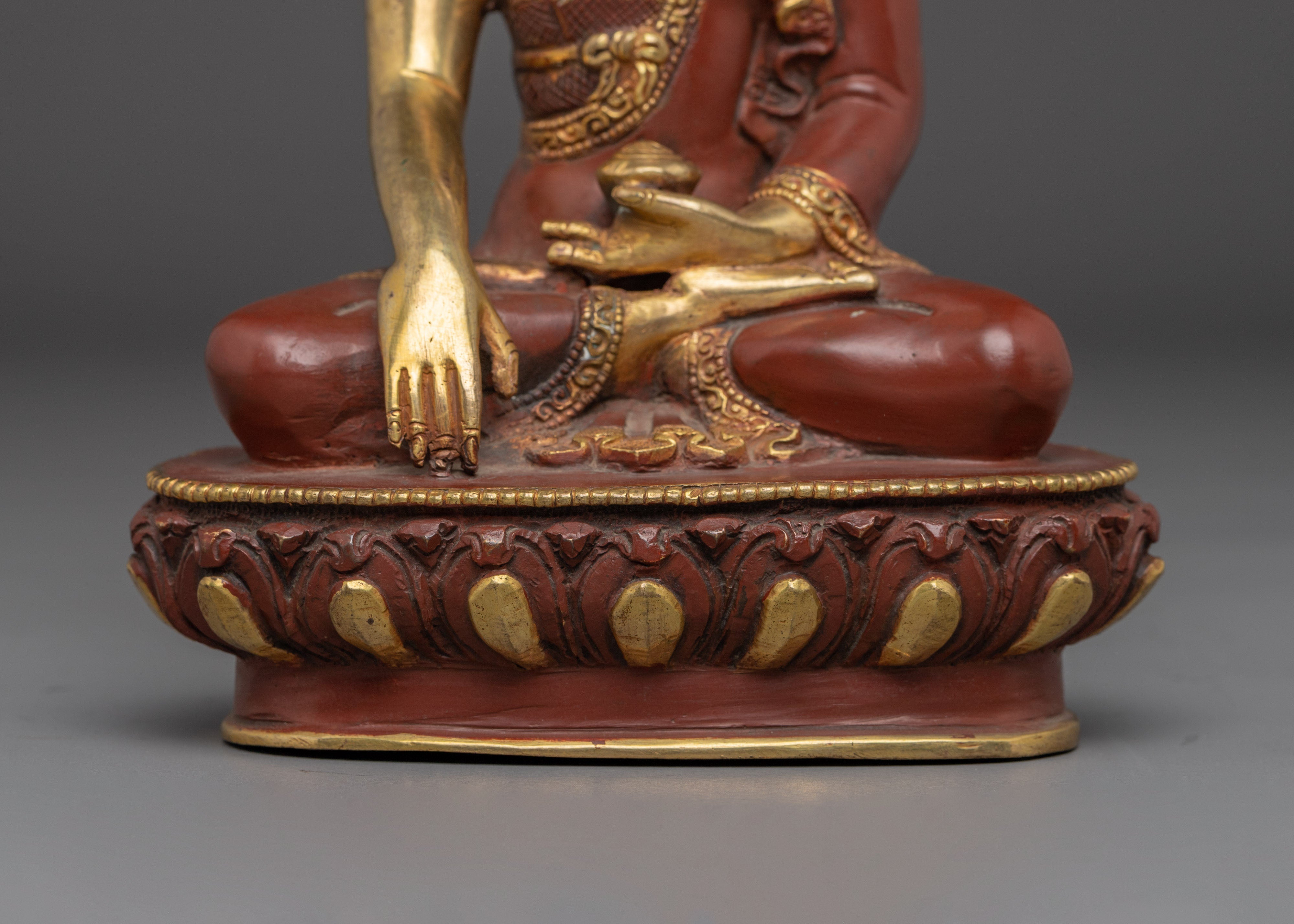 Shakyamuni Buddha Statue: Path to Enlightenment
