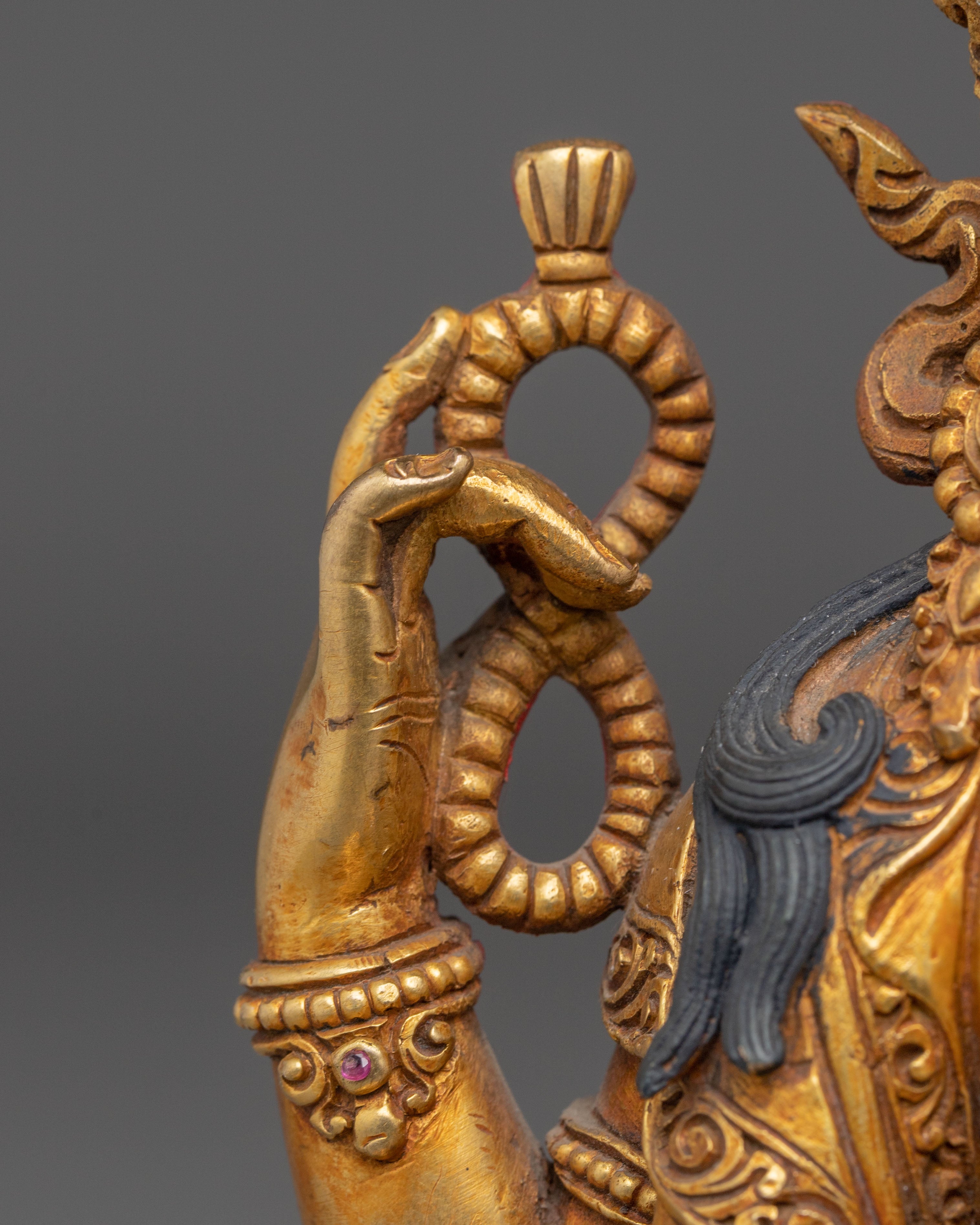 Chenrezig Figurine: Lord of Compassion