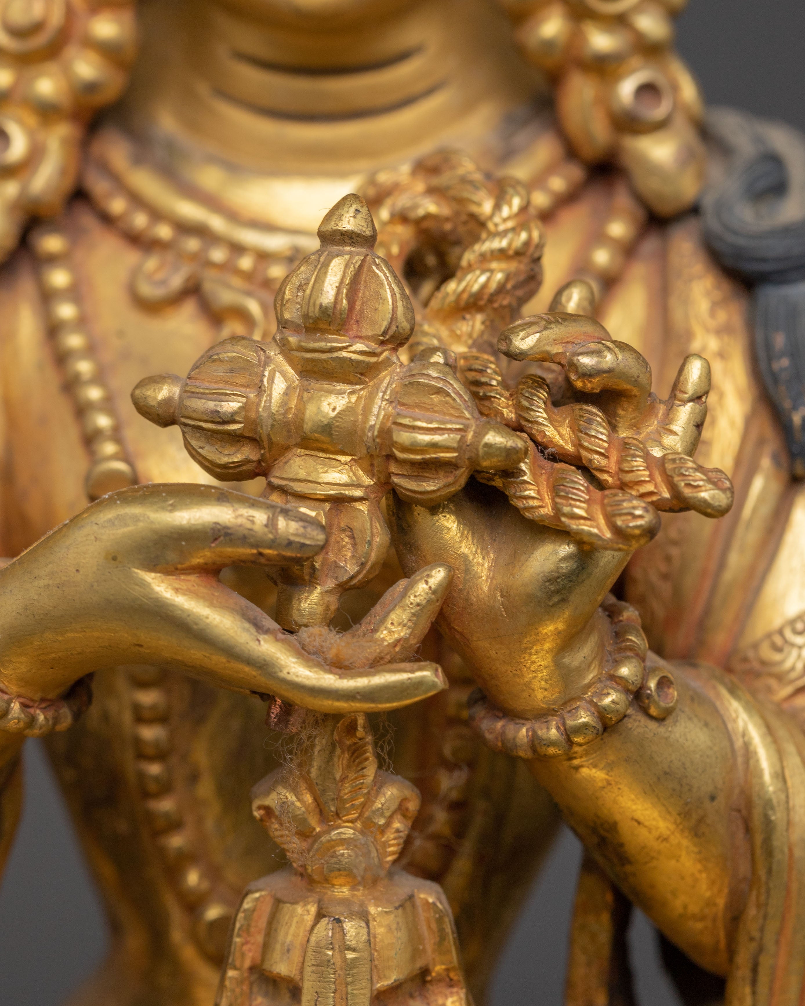 Namgyalma on Throne Statue: The Buddhist Healing Deity