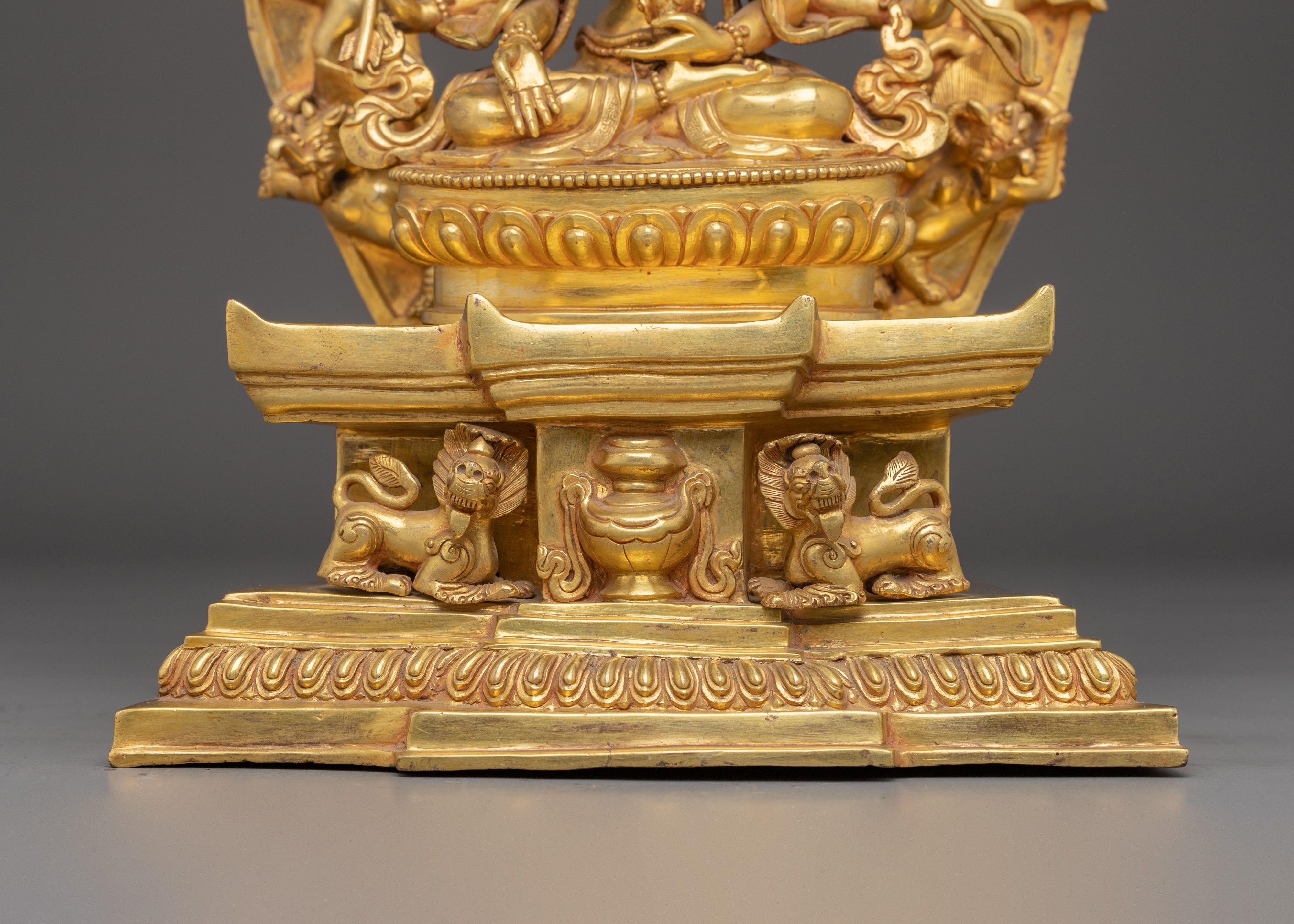 Namgyalma on Throne Statue: The Buddhist Healing Deity