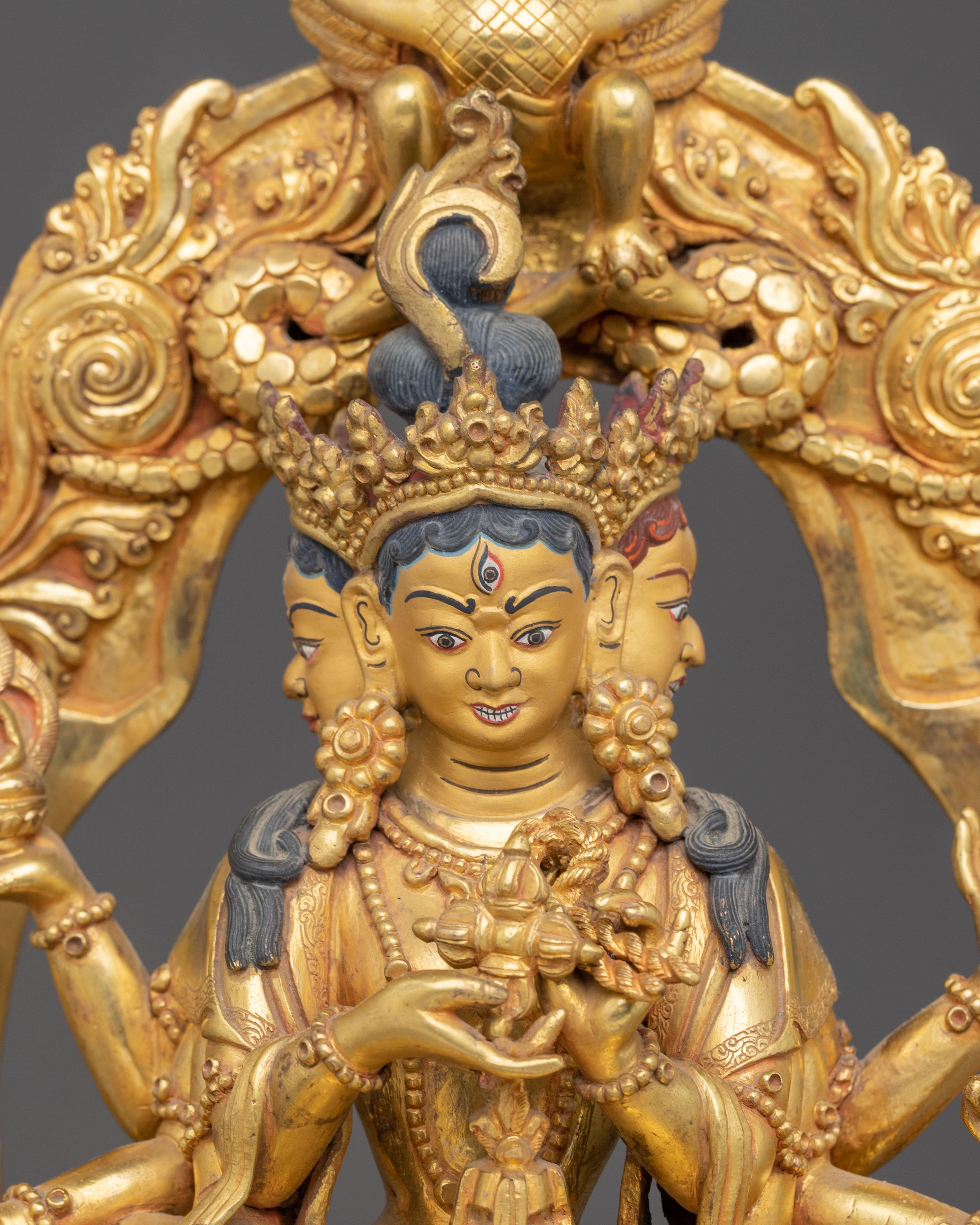 Namgyalma on Throne Statue: The Buddhist Healing Deity