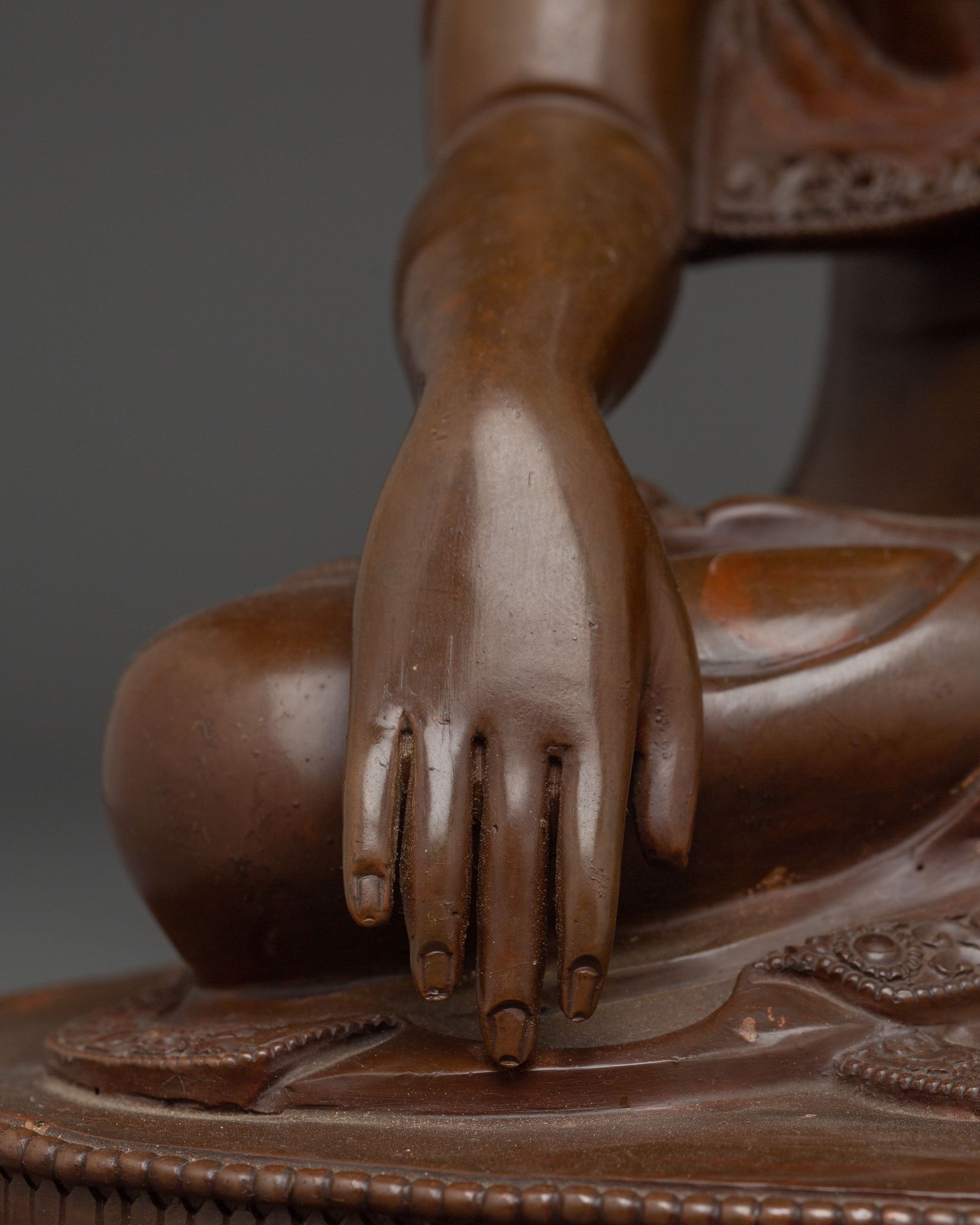 Handmade Shakyamuni Buddha Statue: Meditation Icon