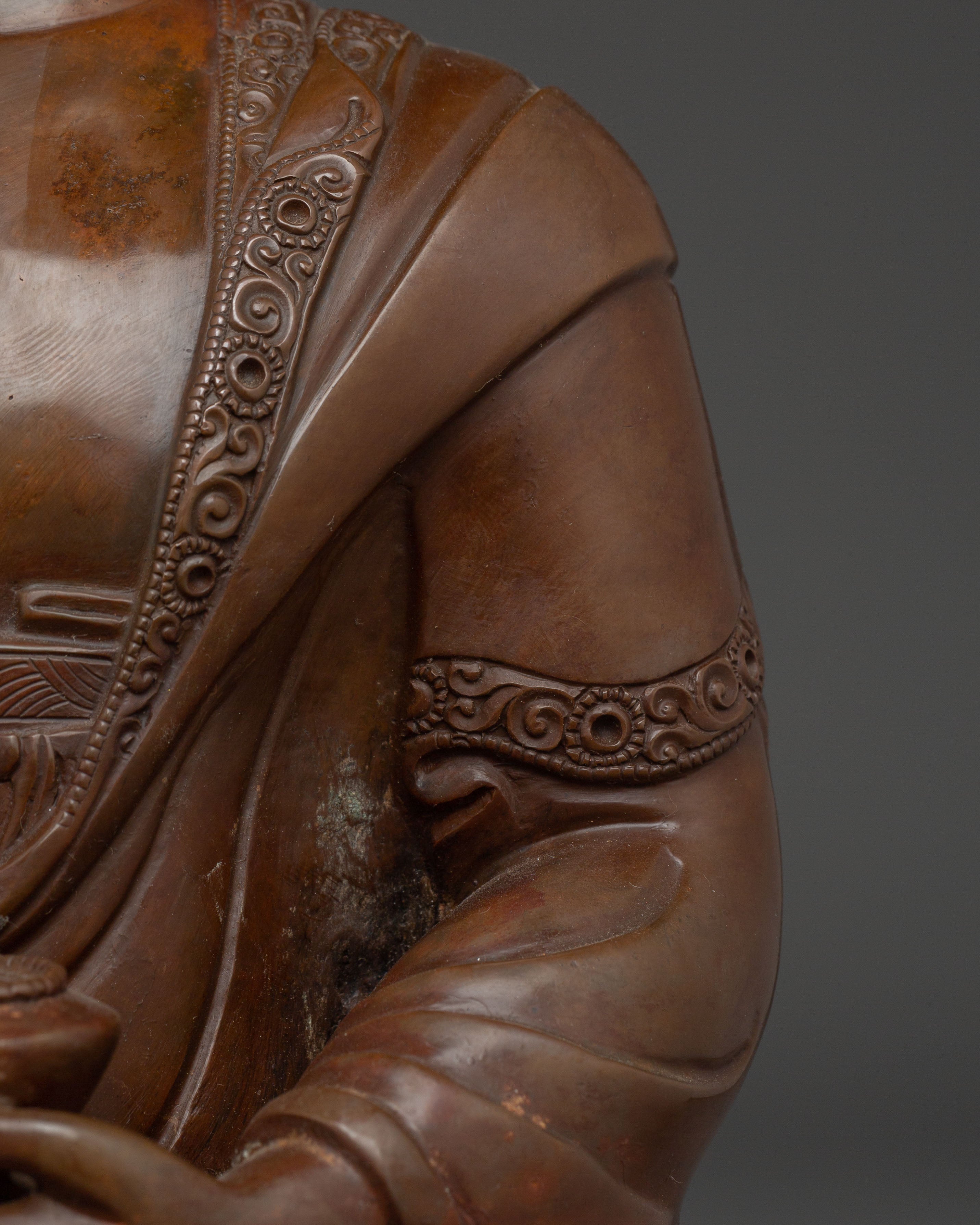 Handmade Shakyamuni Buddha Statue: Meditation Icon