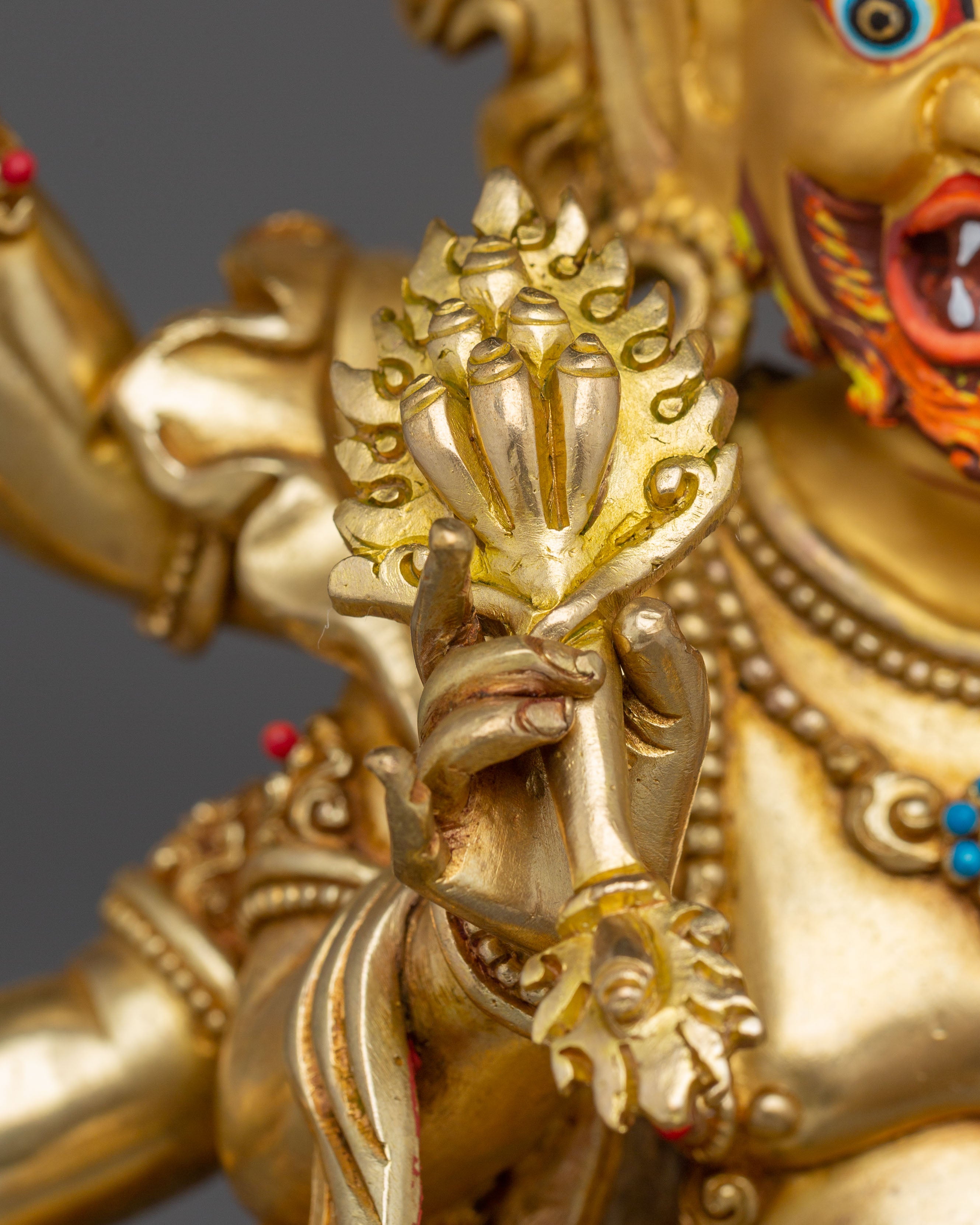 White Mahakala Statue: The Protector of Spiritual Prosperity
