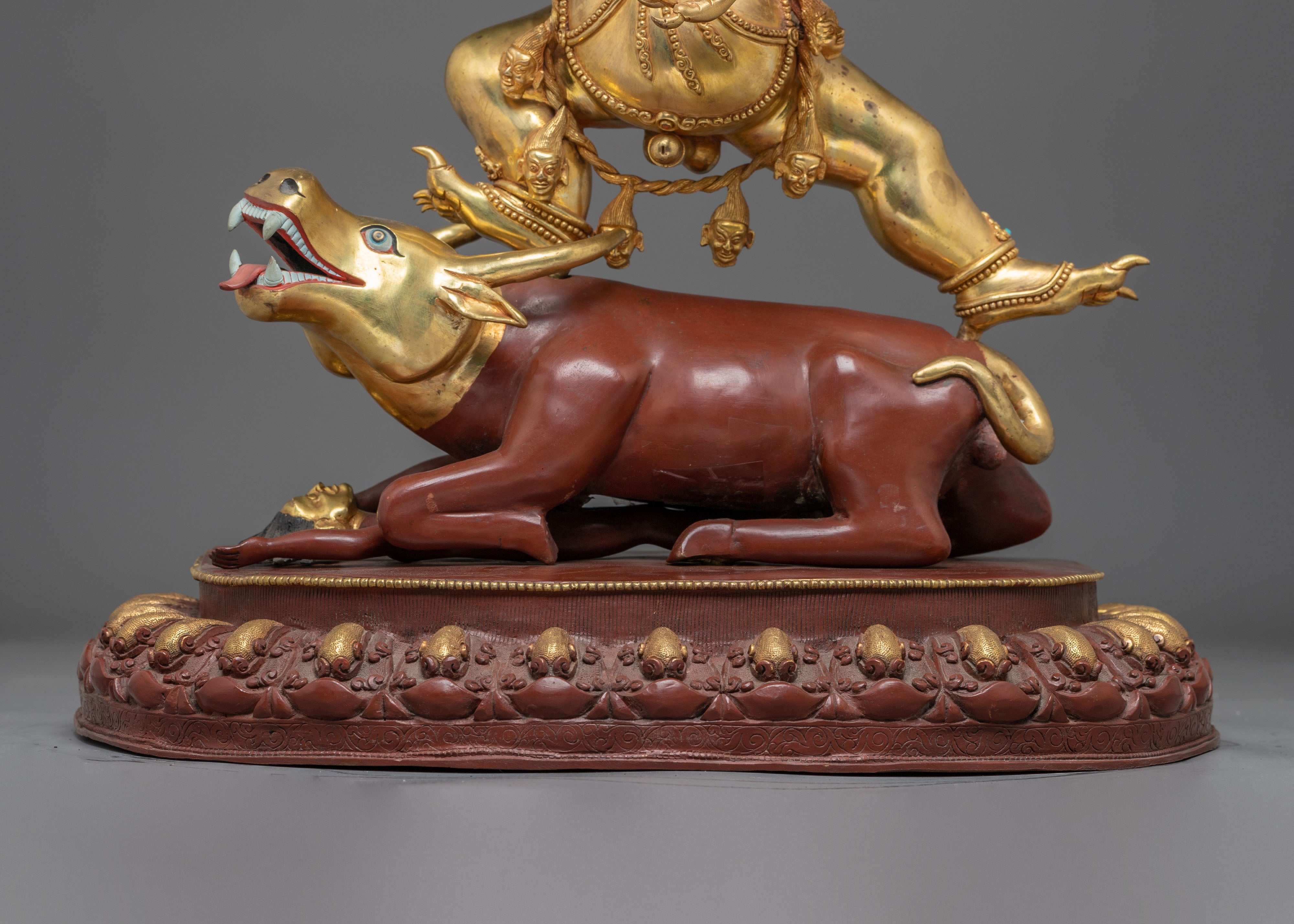 Yamantaka Statue : Symbol of protection and liberation