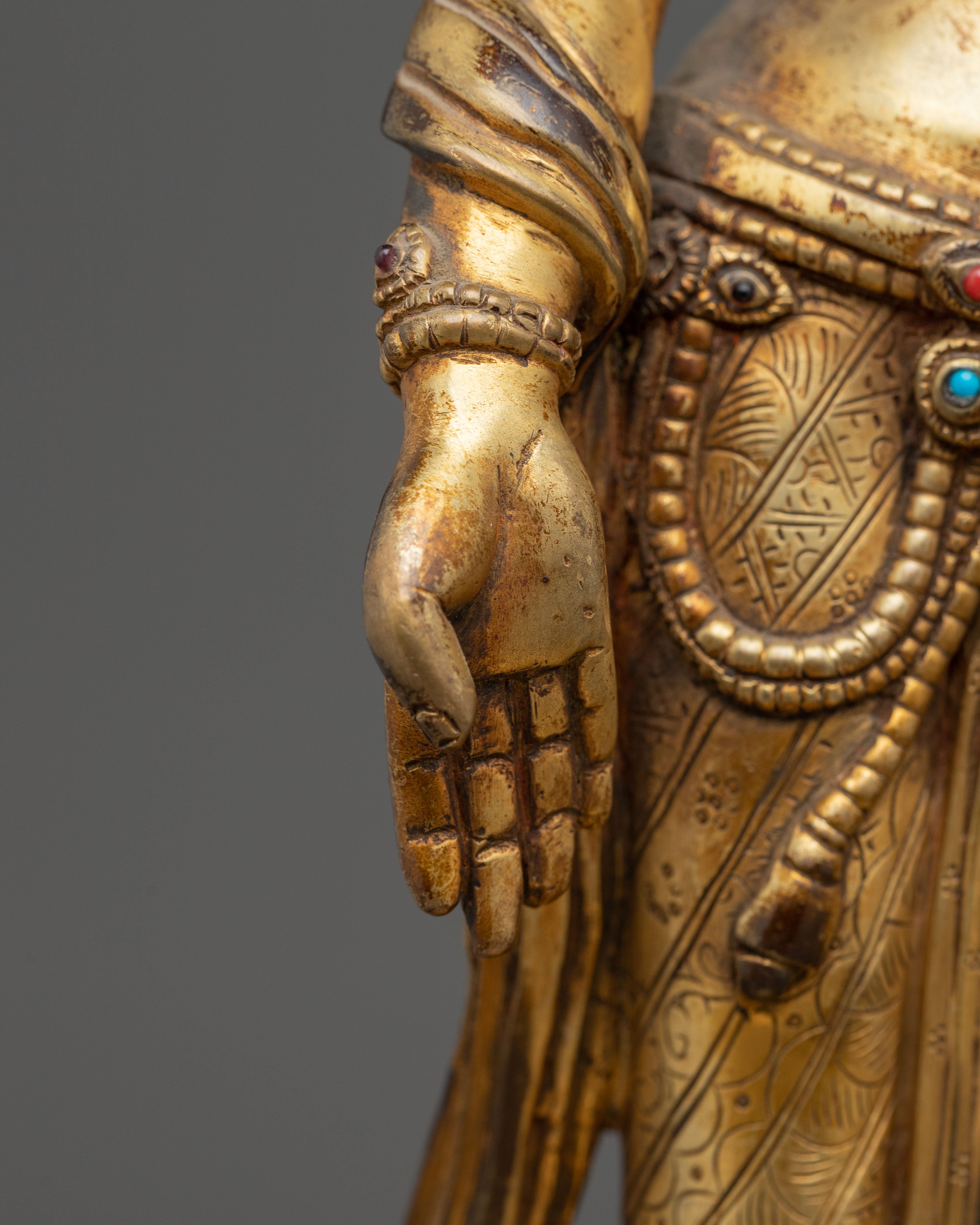 Lokeshwor Sculpture: Compassionate Heart of the Universe