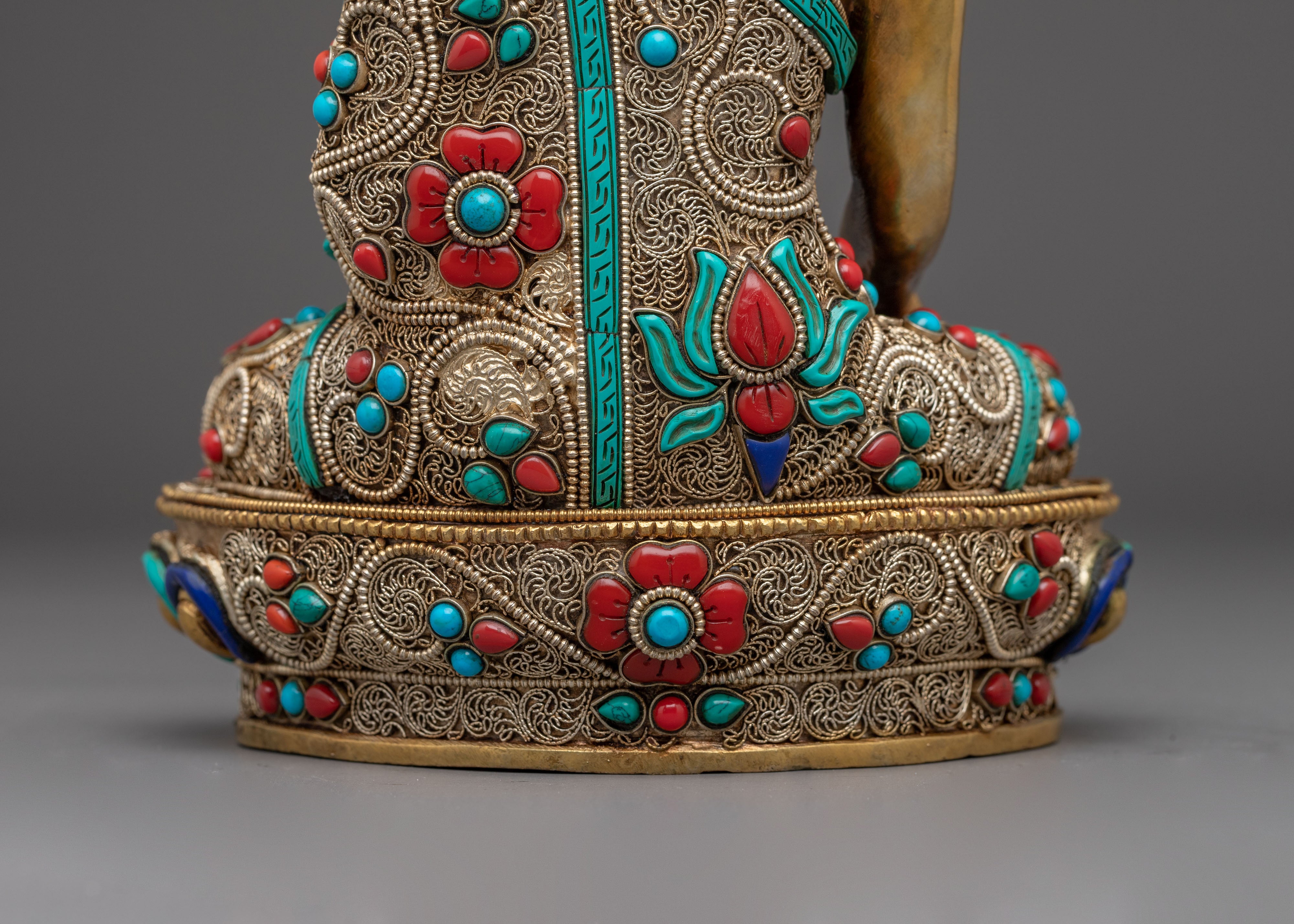 Golden Shakyamuni Buddha Copper Figurine for Meditation