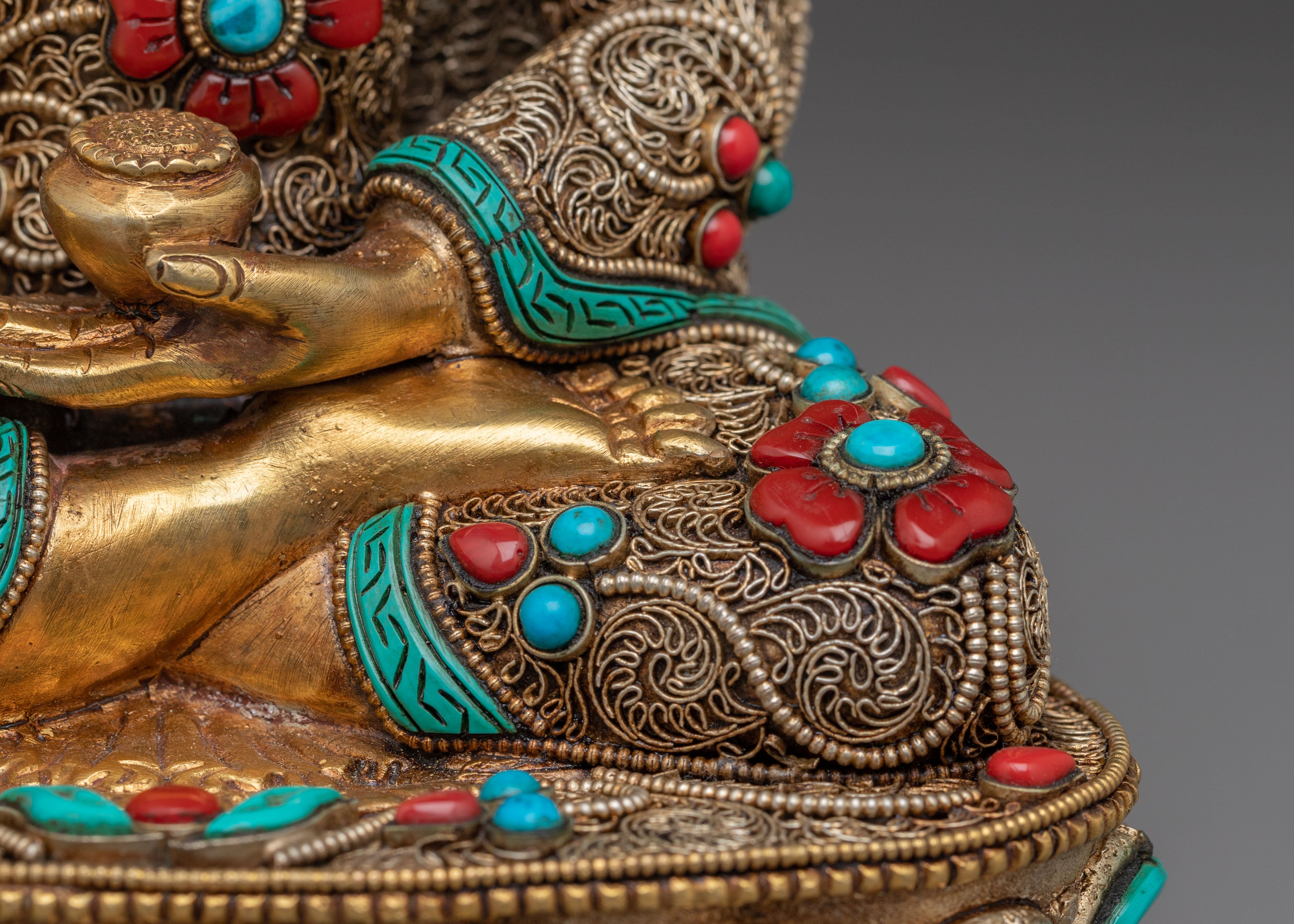 Golden Shakyamuni Buddha Copper Figurine for Meditation