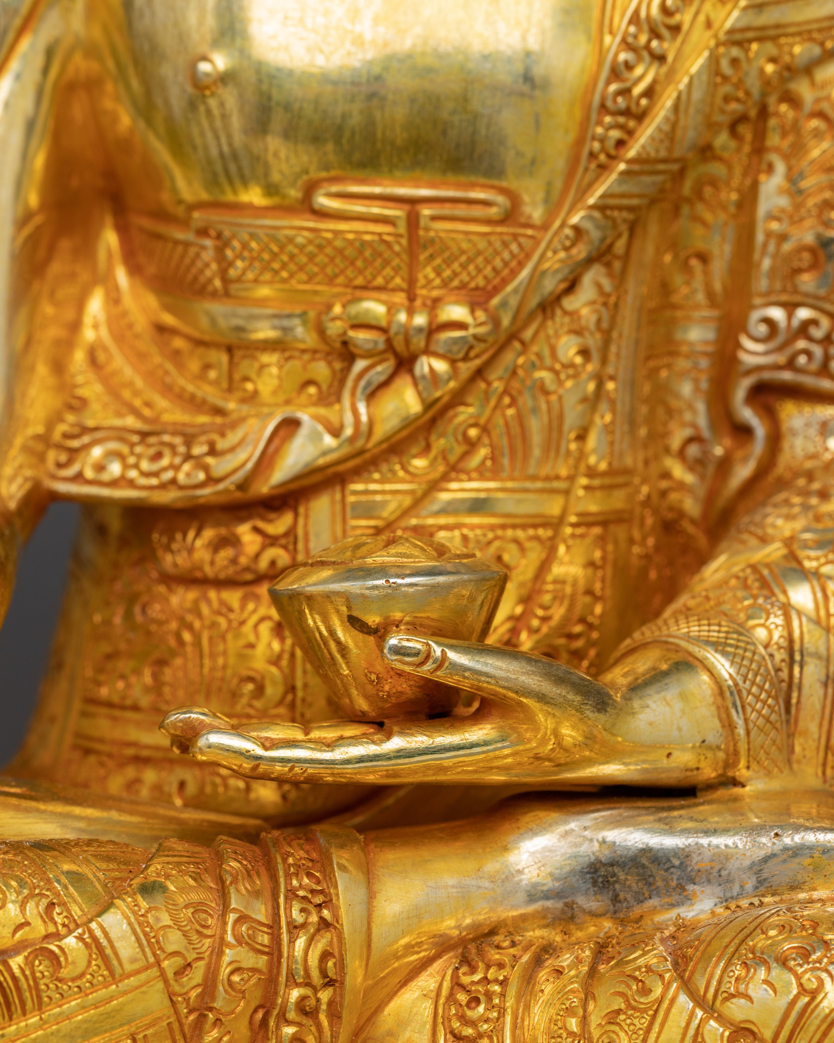 Radiant Statue of Shakyamuni Buddha | Dharma Decor for Altars