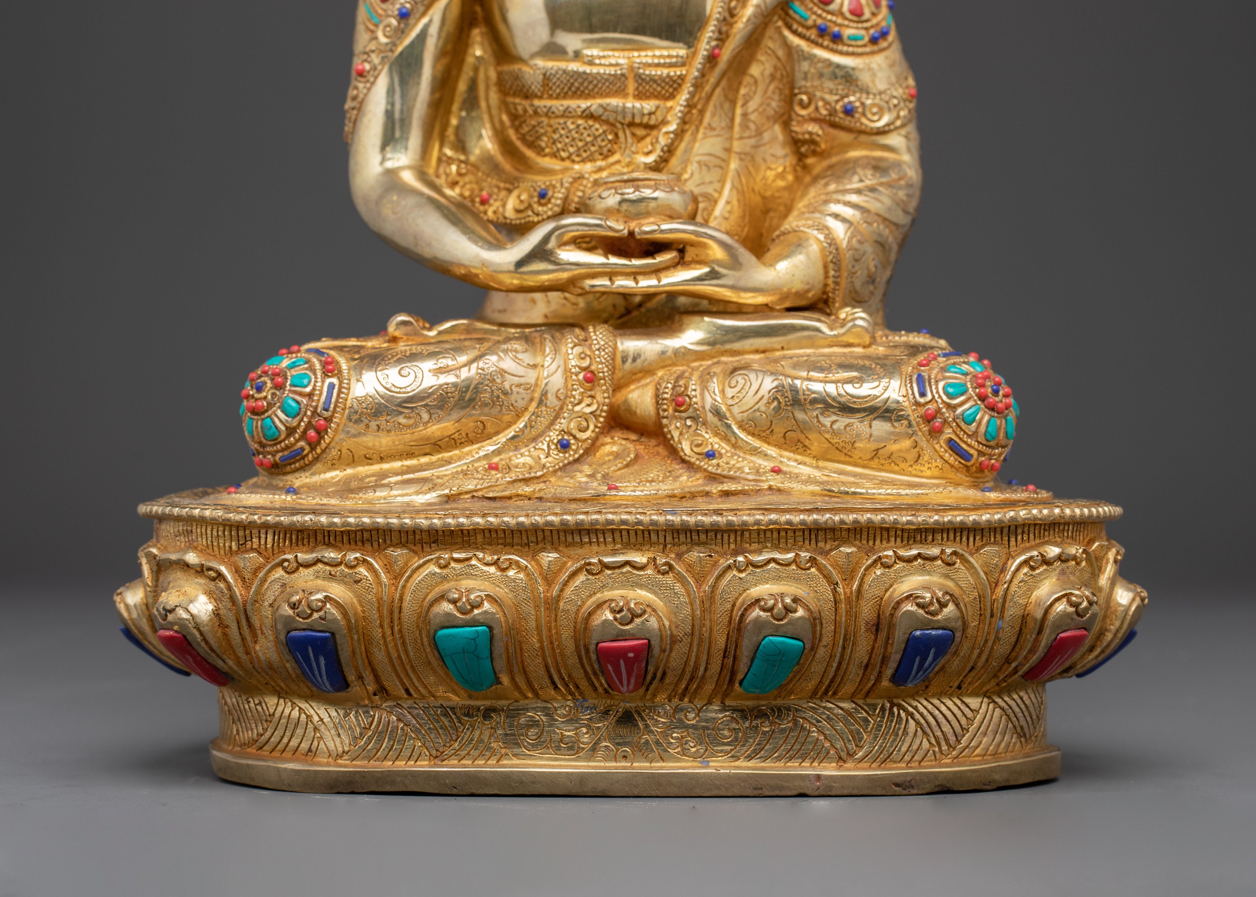 Golden Amitabha Buddha Figurine: The Ruler of the Pure Land