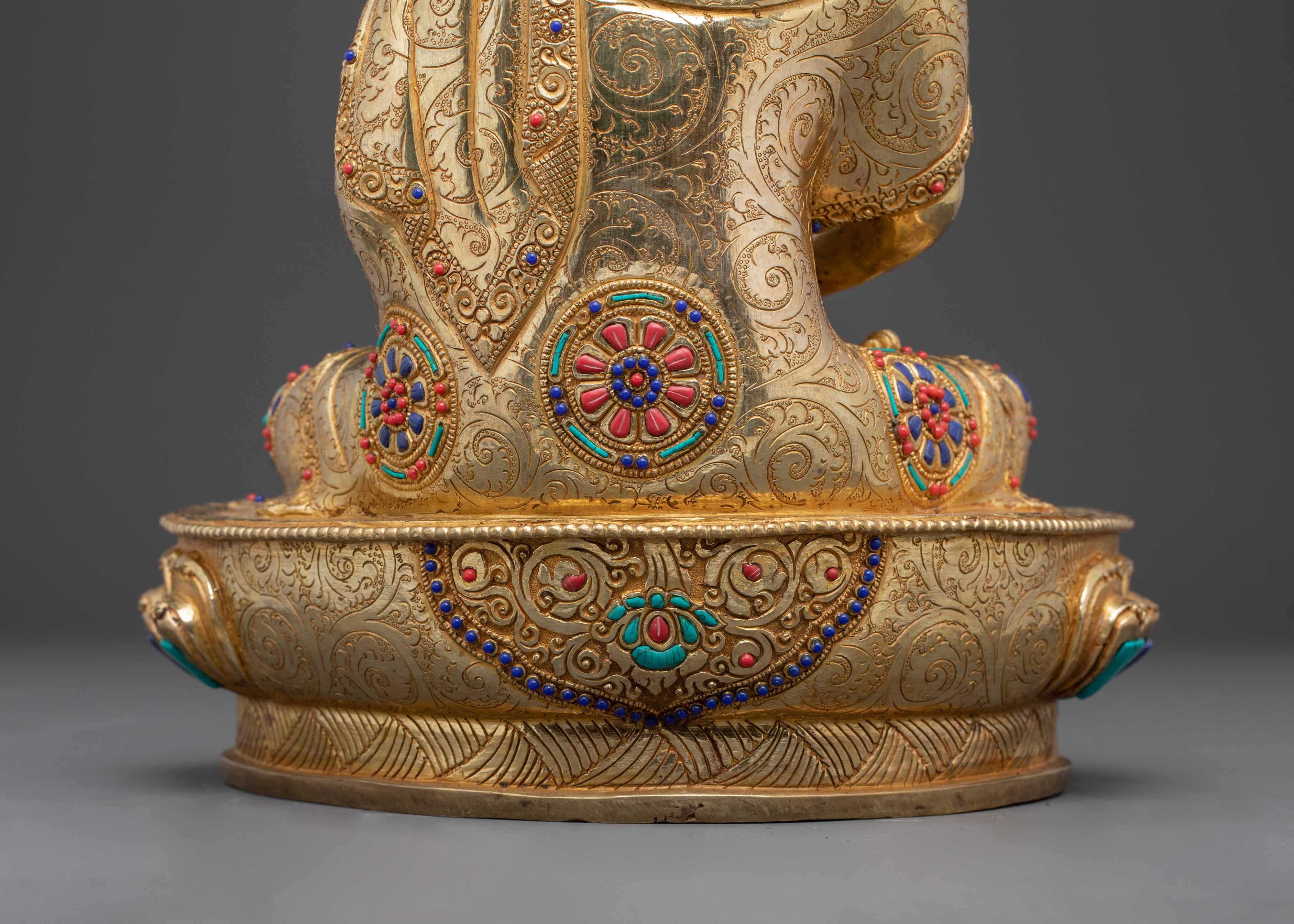 Golden Amitabha Buddha Figurine: The Ruler of the Pure Land