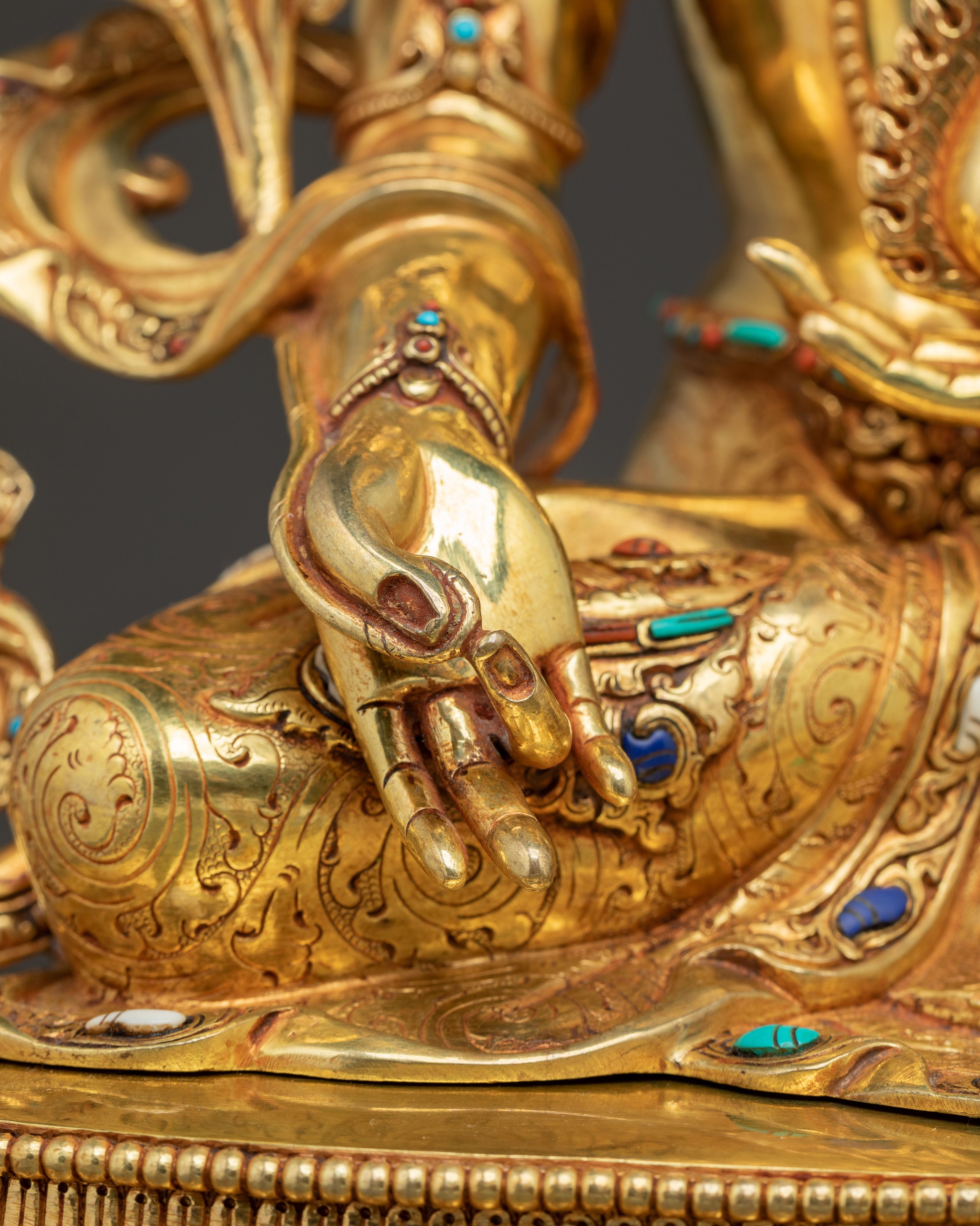 Golden Ksitigarbha Artwork: Divine Bodhisattva Being