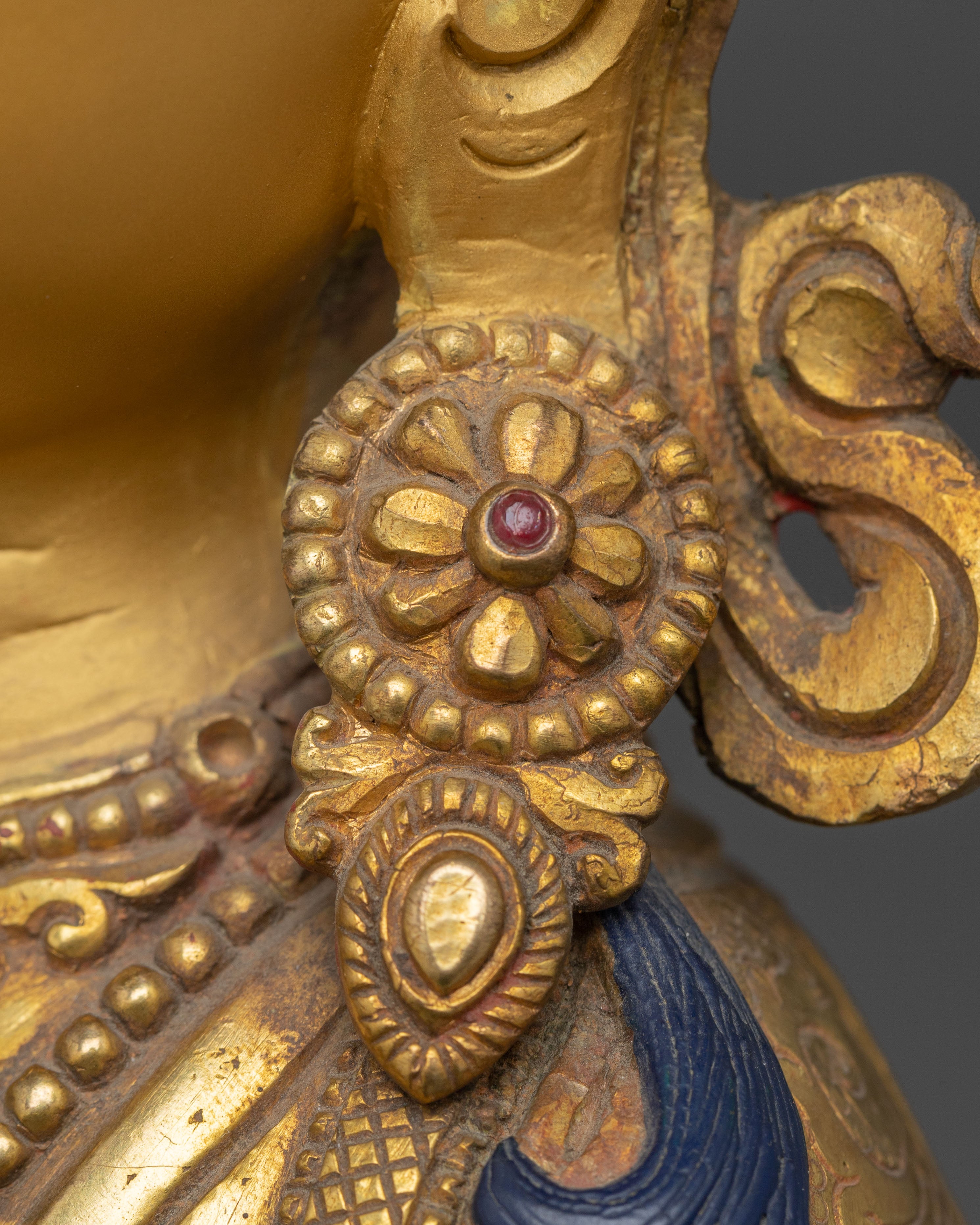 Golden Statue of Dorje Sempa: Purification Symbol Vajrasattva