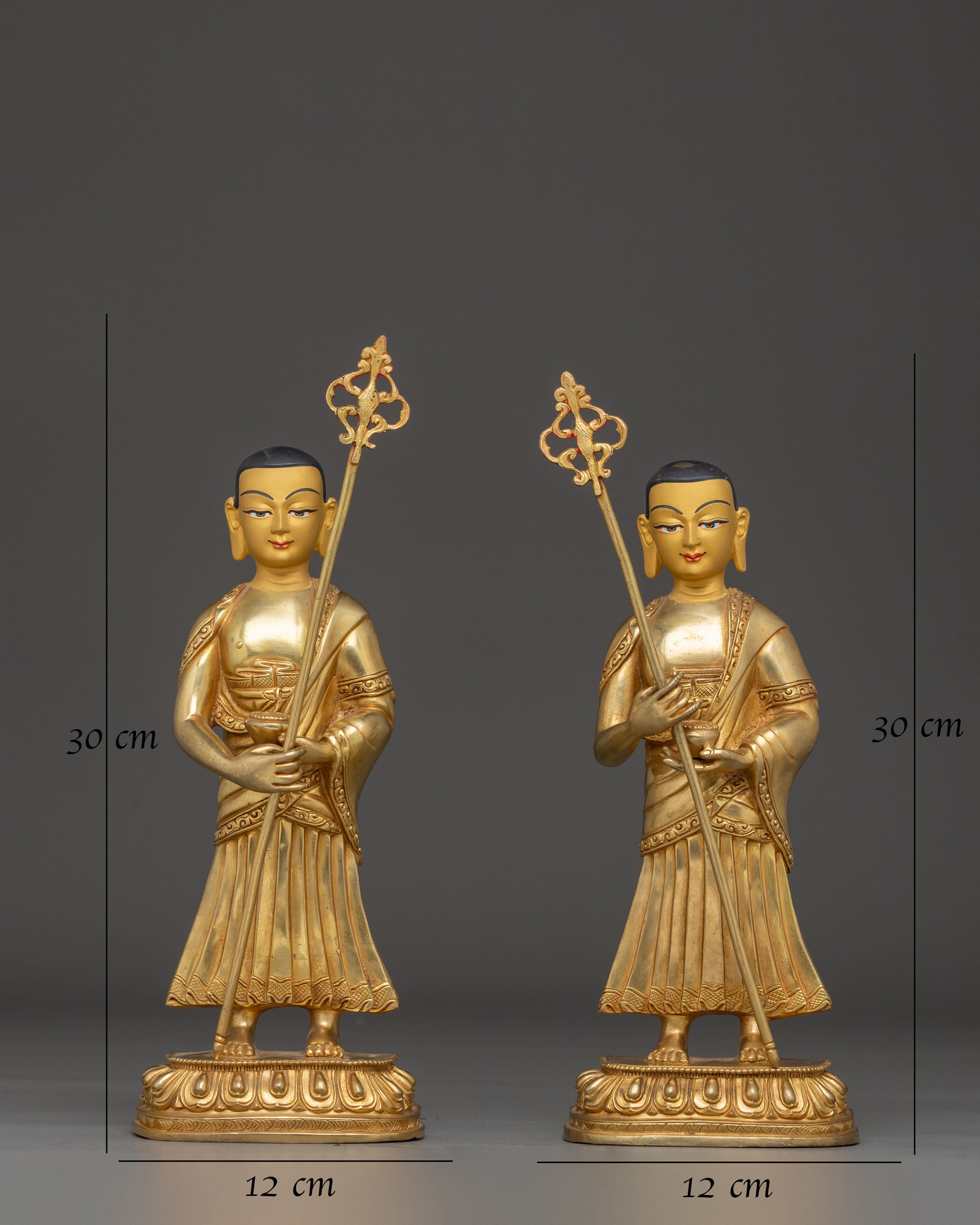 Statue of Ananda and Kashyapa