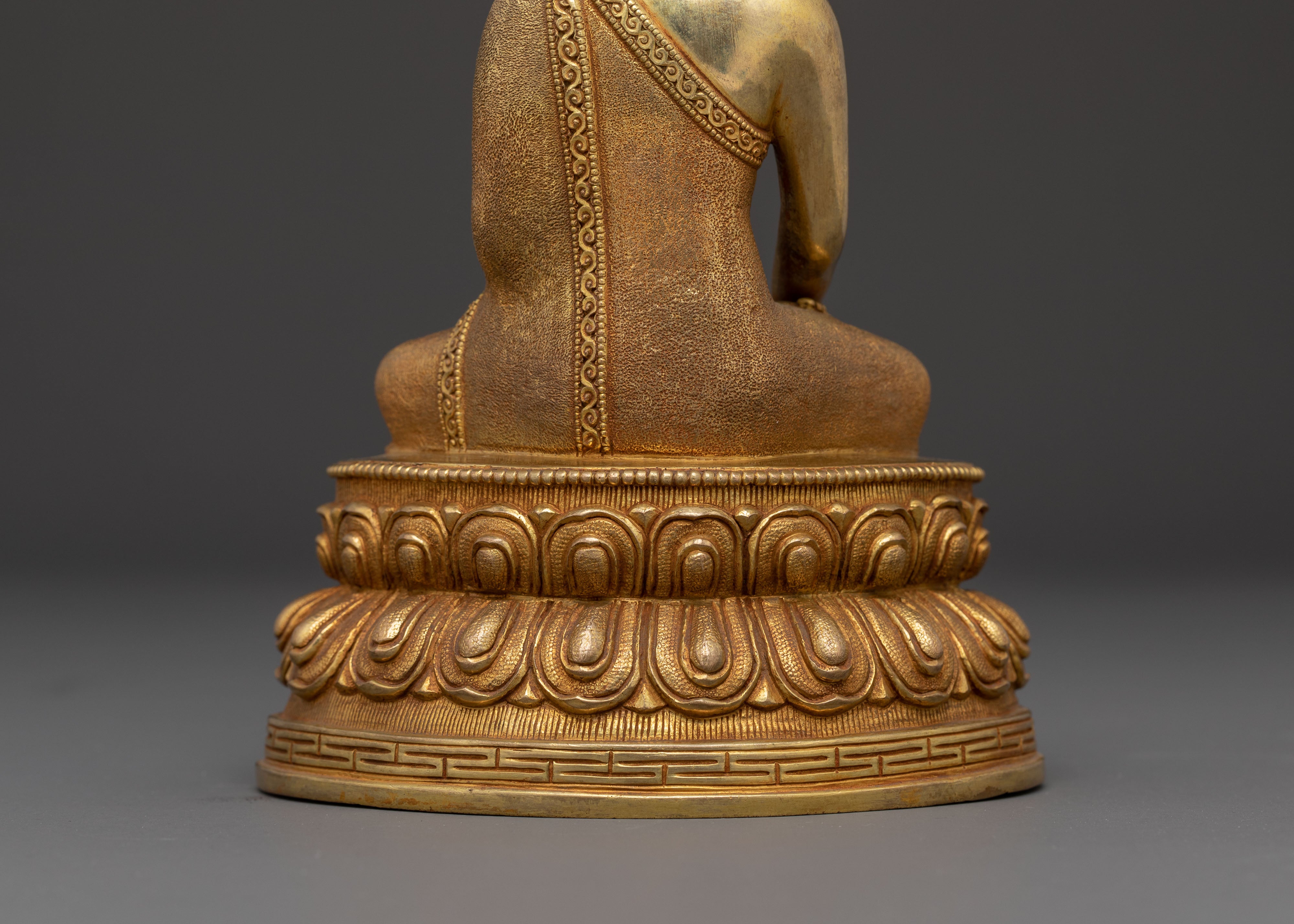 Golden Statue of Buddha Shakyamuni | The Enlightened One