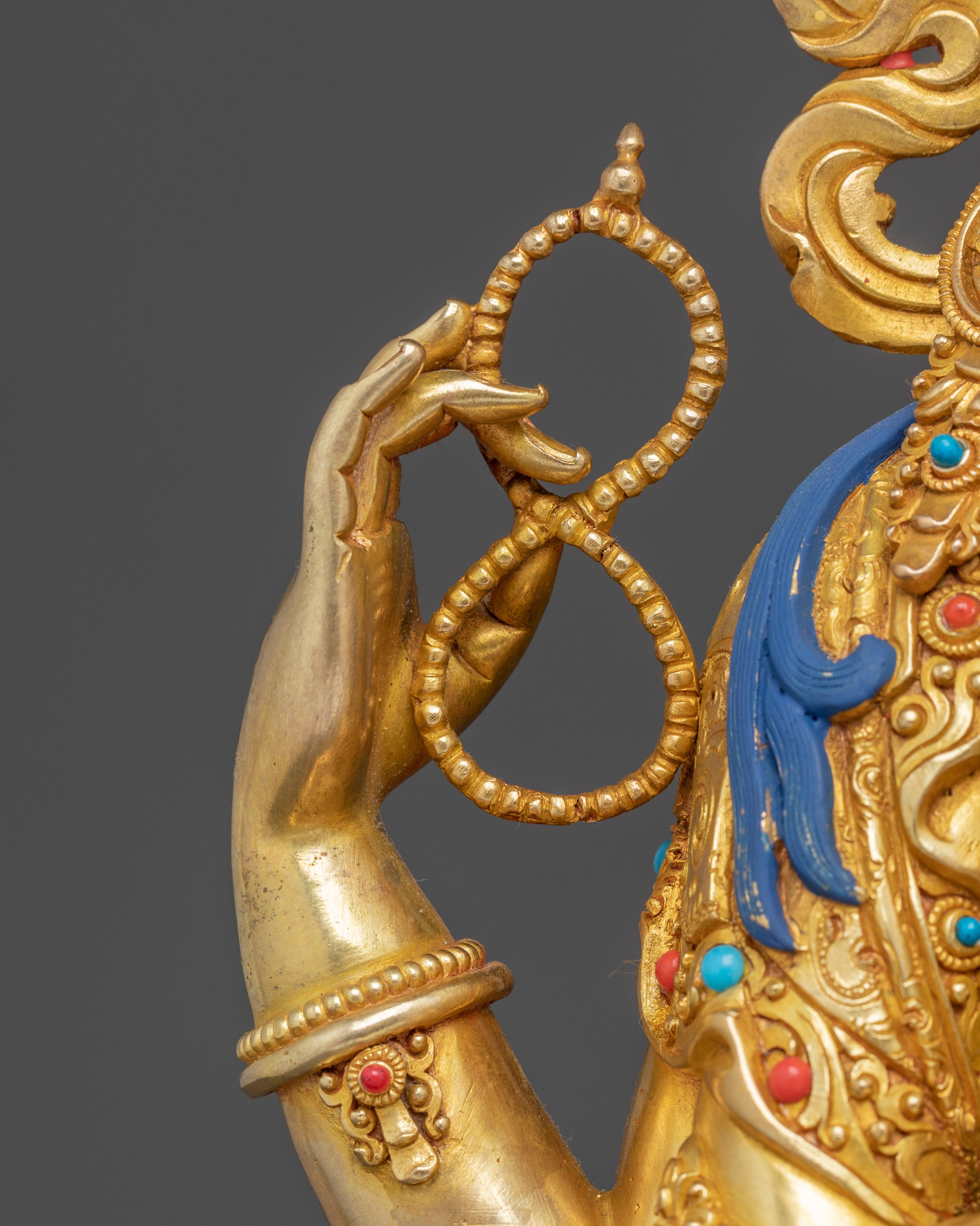 Golden Statue of Bodhisattva Chenrezig