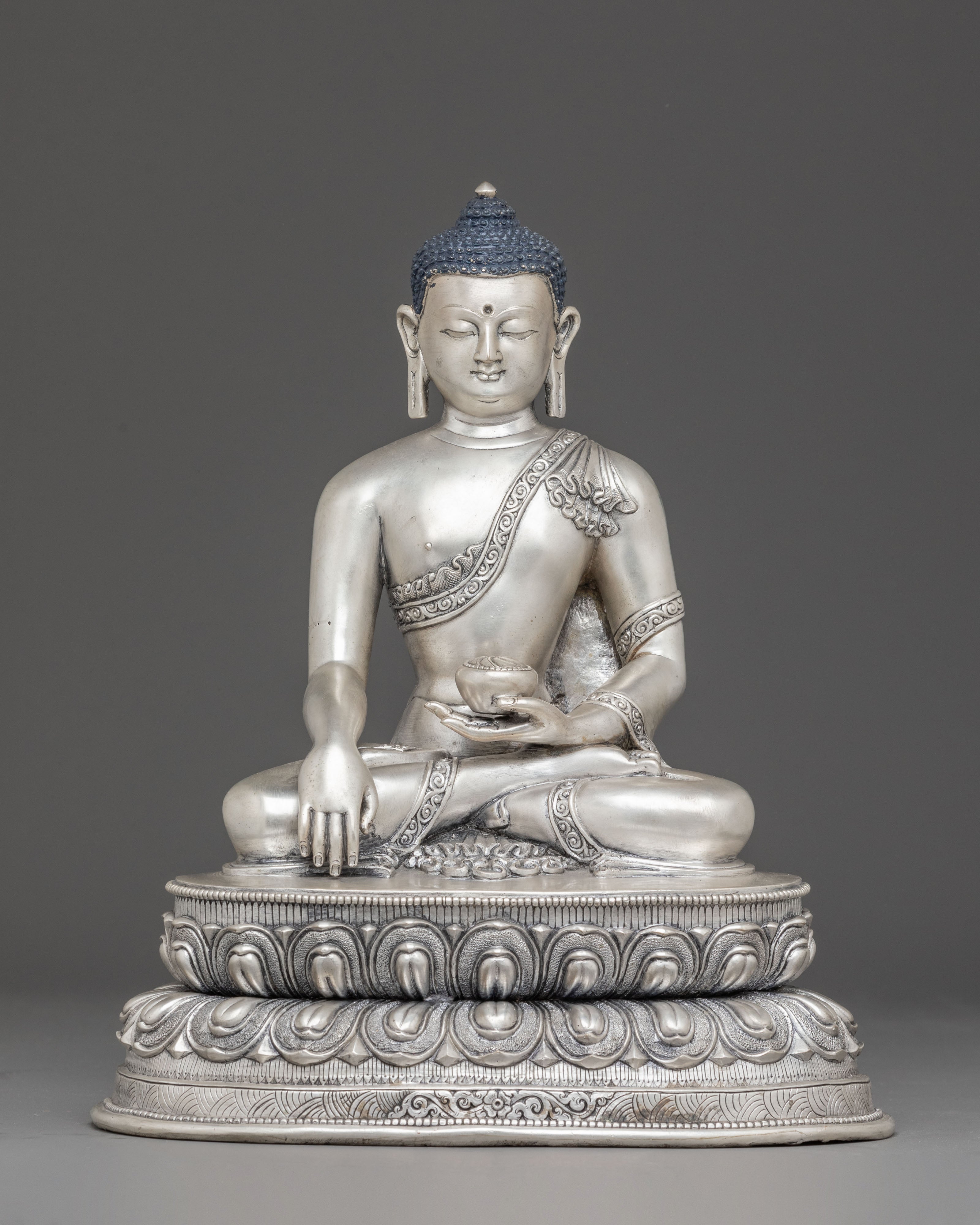 Silver Plated Statue of Buddha Shakyamuni