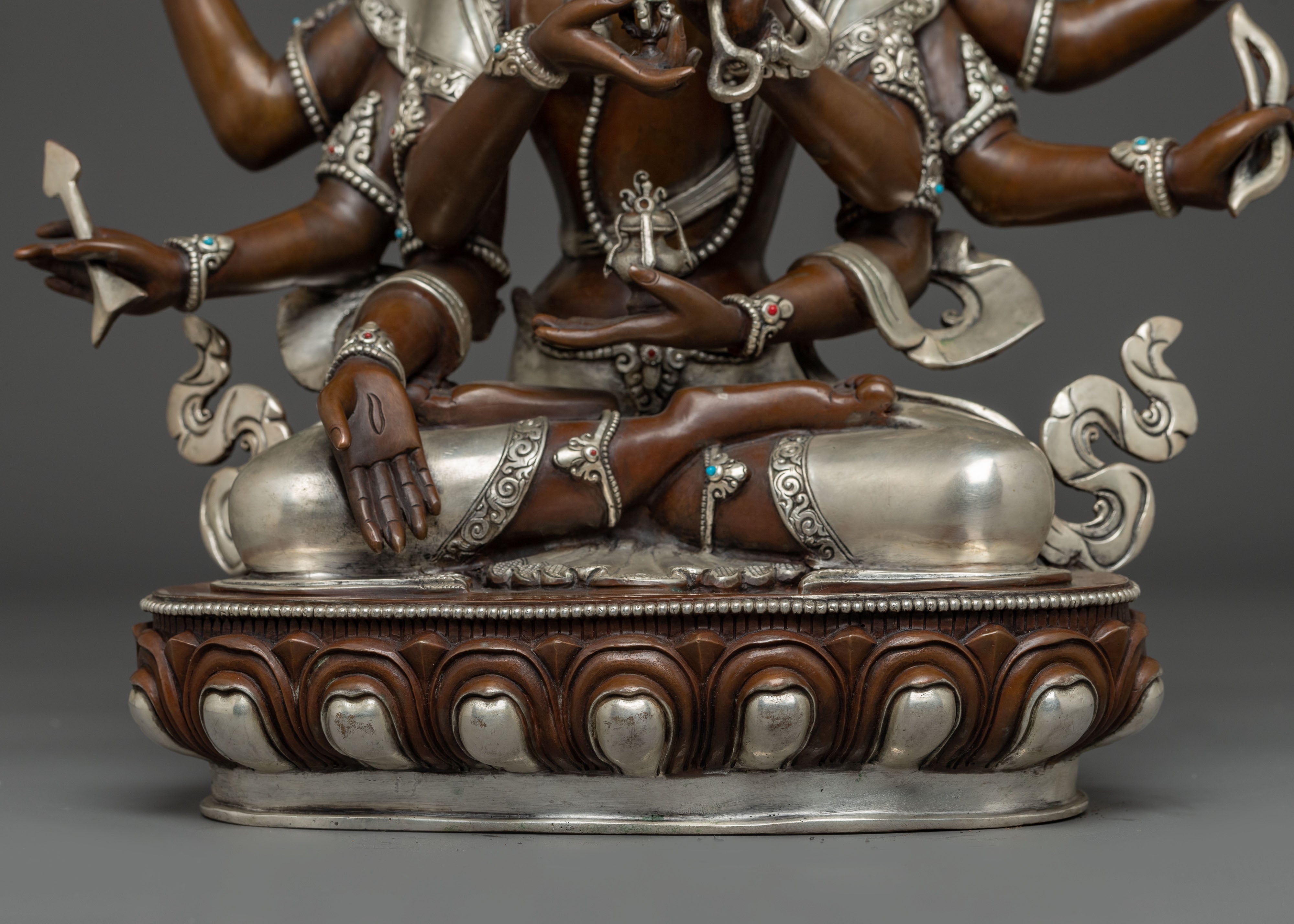 Namgyalma Statue : Goddess of Long Life and Protection