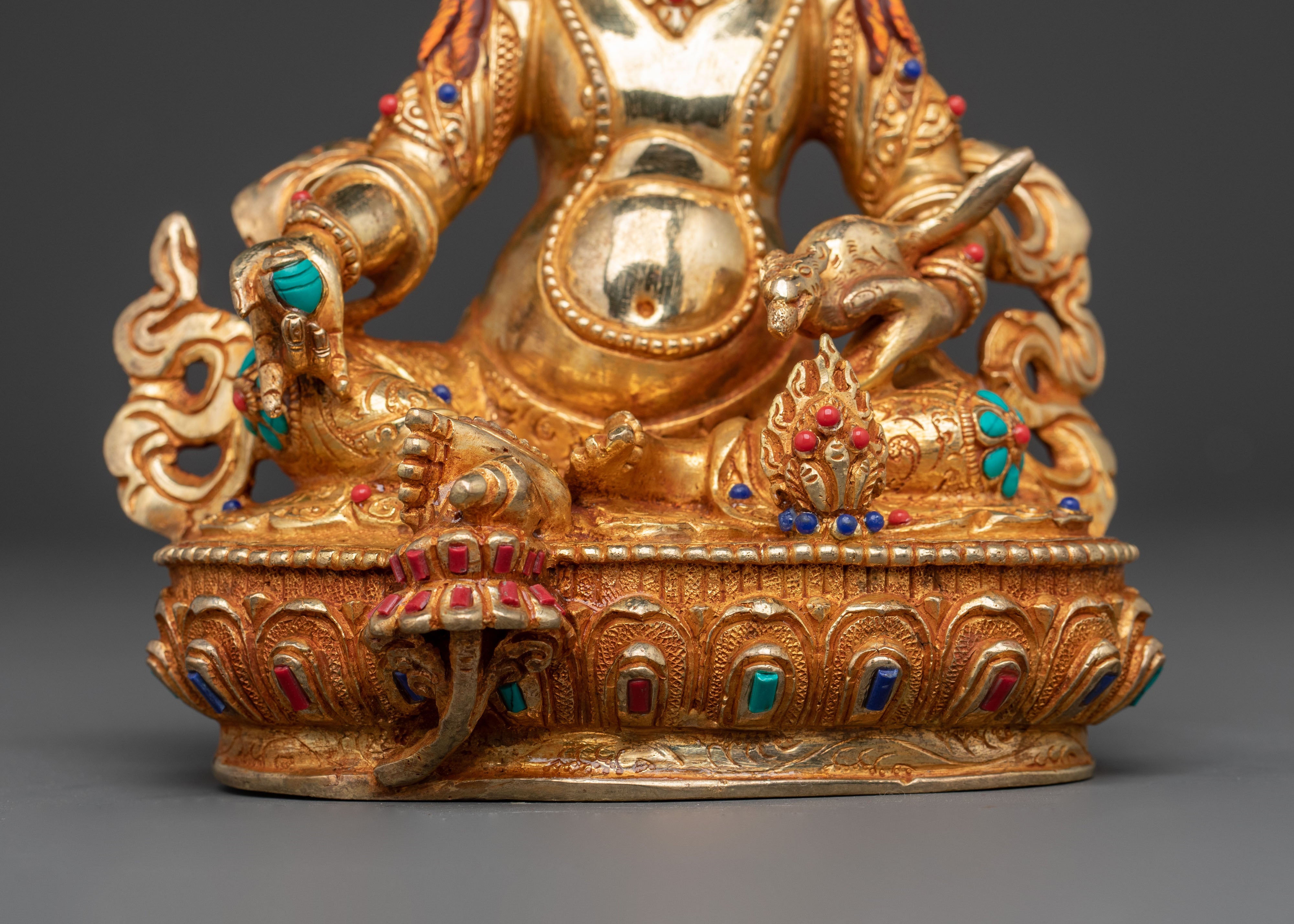 Dzambhala Statue : Buddhist Deity of Wealth