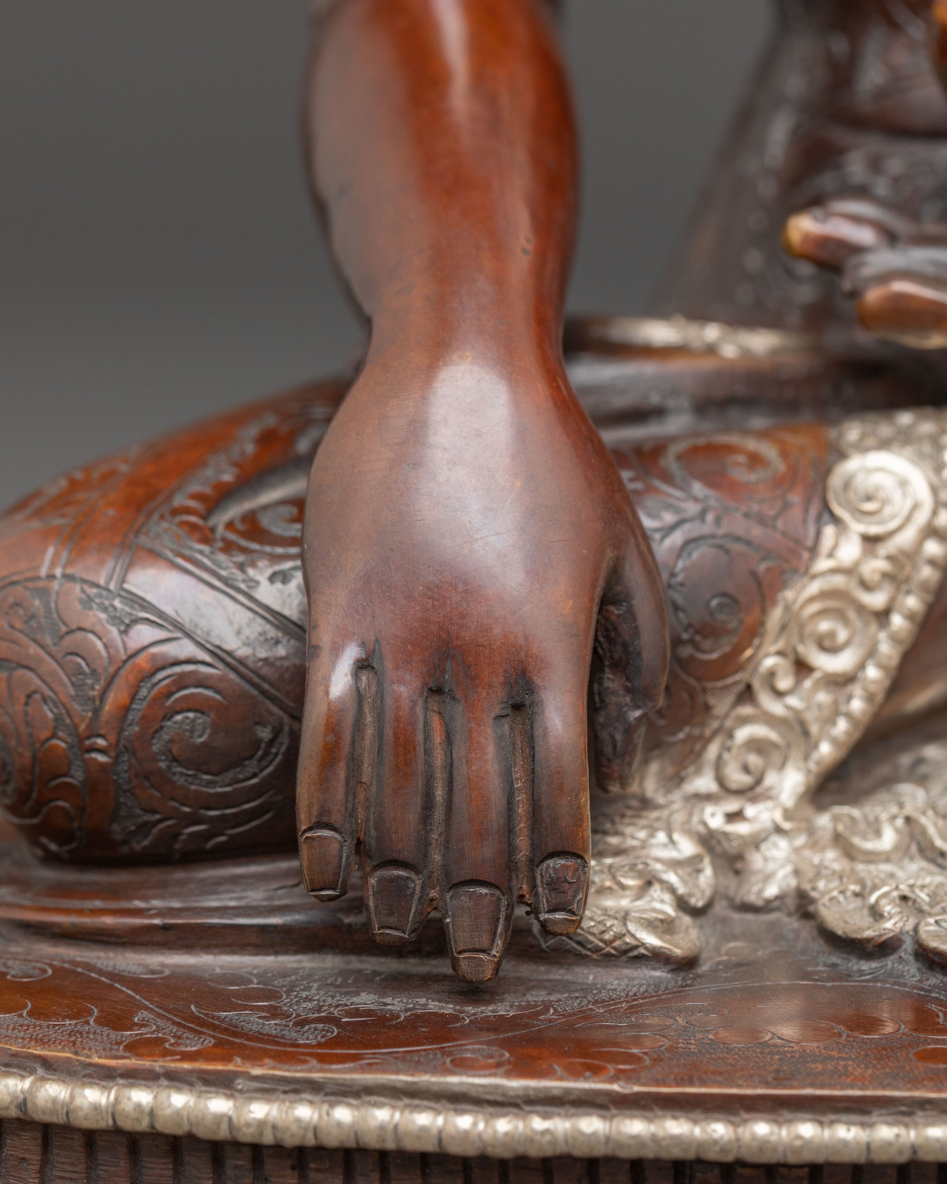 Handmade Oxidized Copper Statue of Shakyamuni Buddha