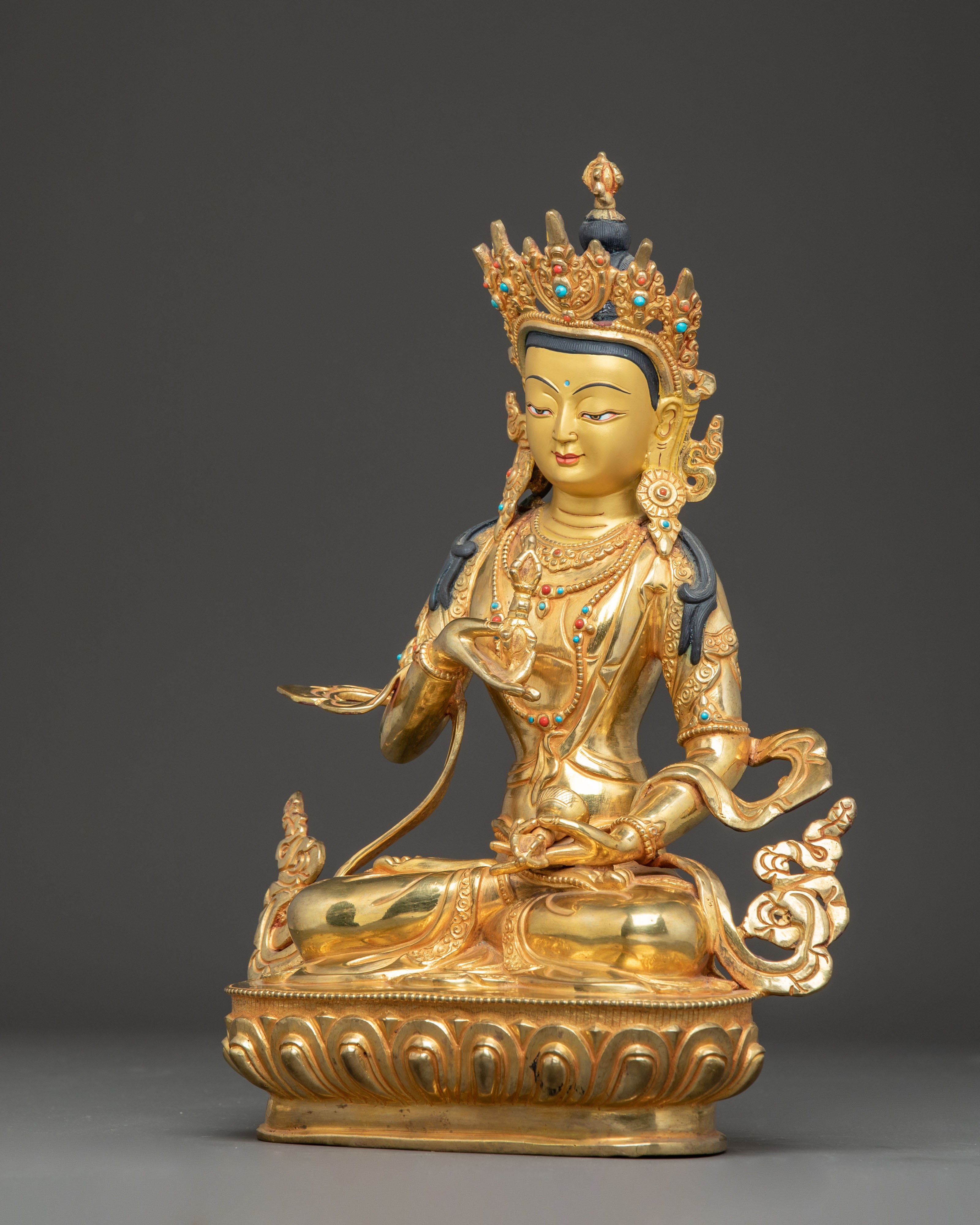 Golden Vajrasattva Statue: Symbol of Purification