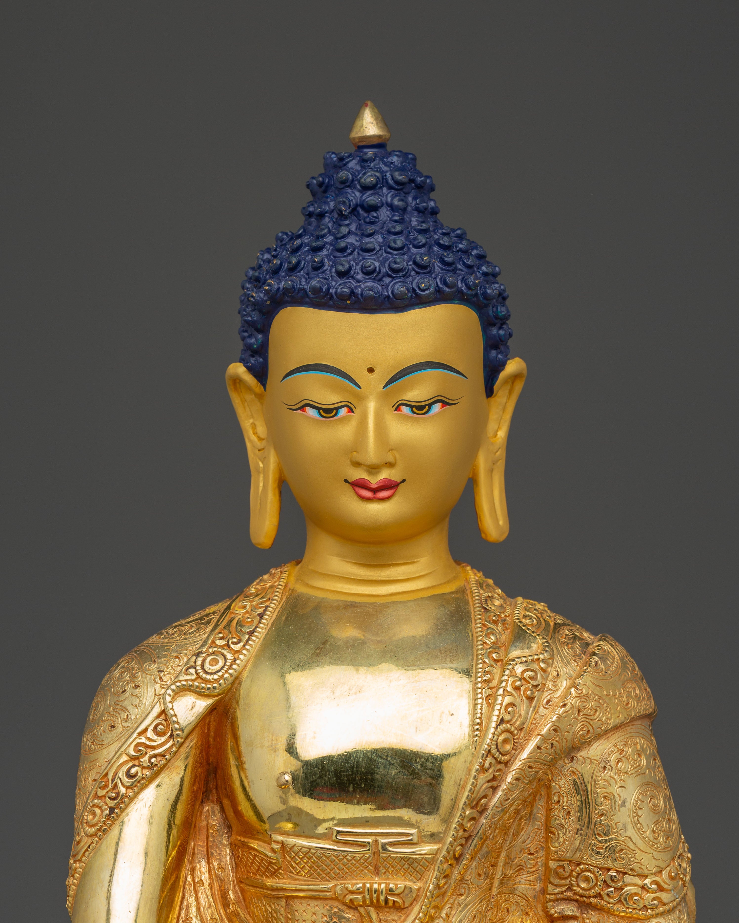 Statue of Buddha Shakyamuni | The Enlightened One
