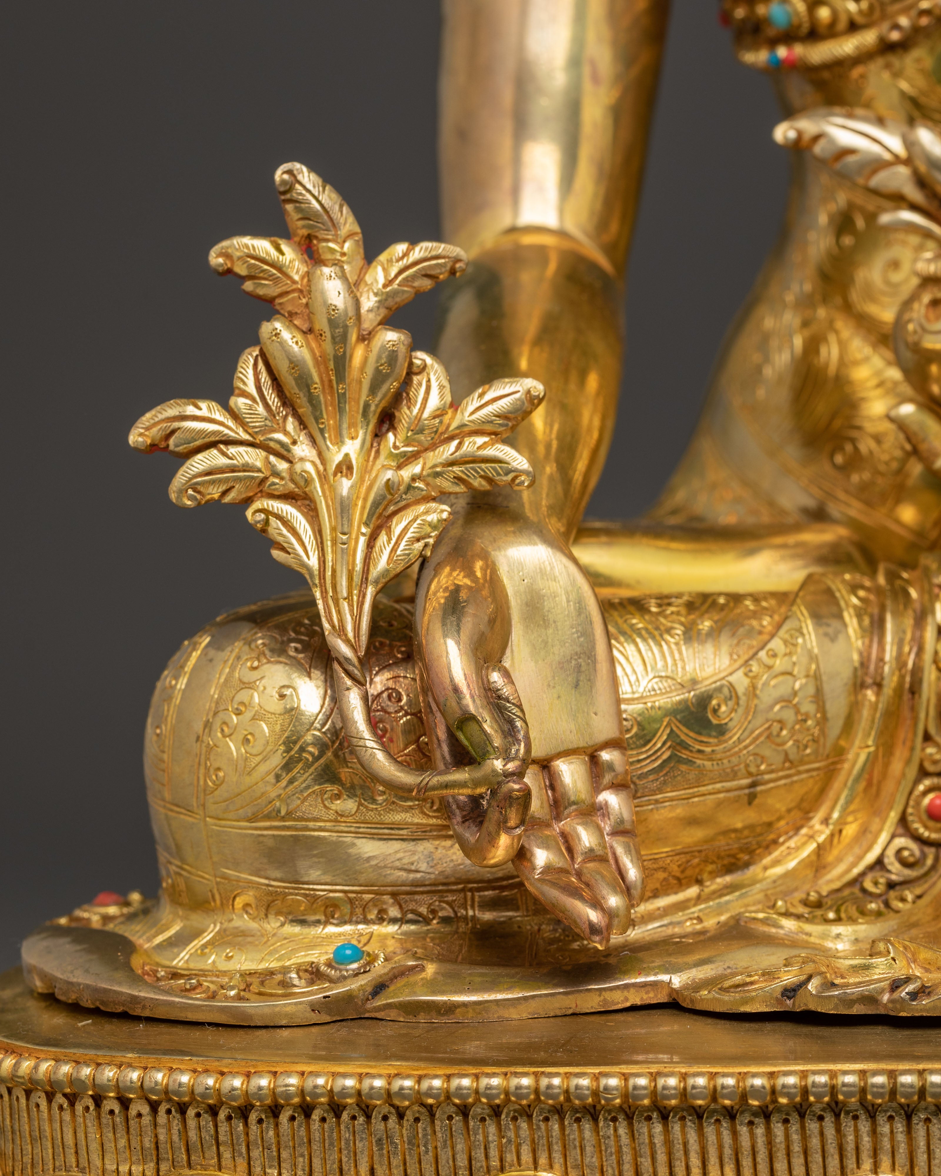 Medicine Buddha Statue: The Spiritual Healer | Bhaisajyaguru Sculpture