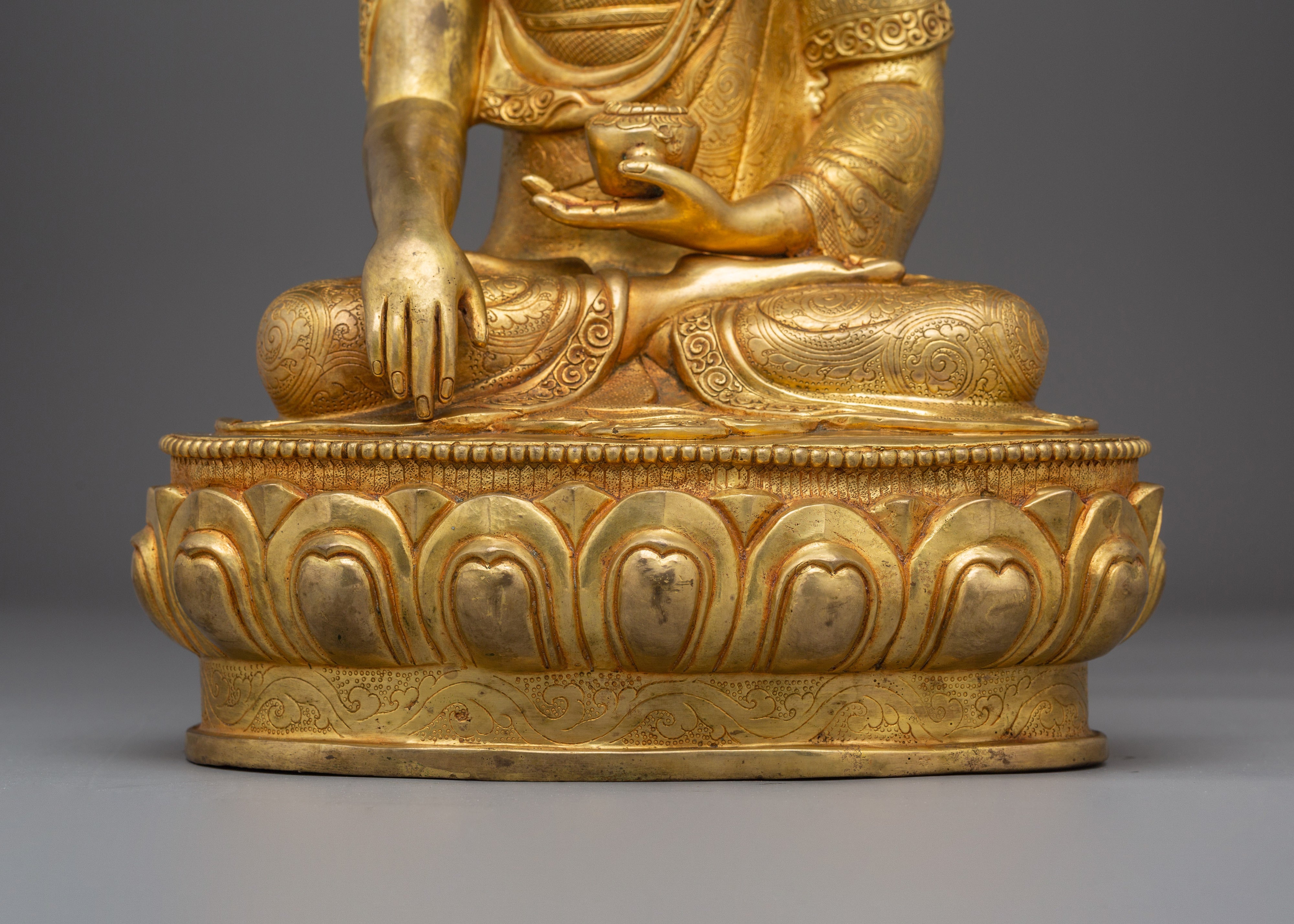 16.1 Inch Statue of Buddha Shakyamuni | The Awakened One