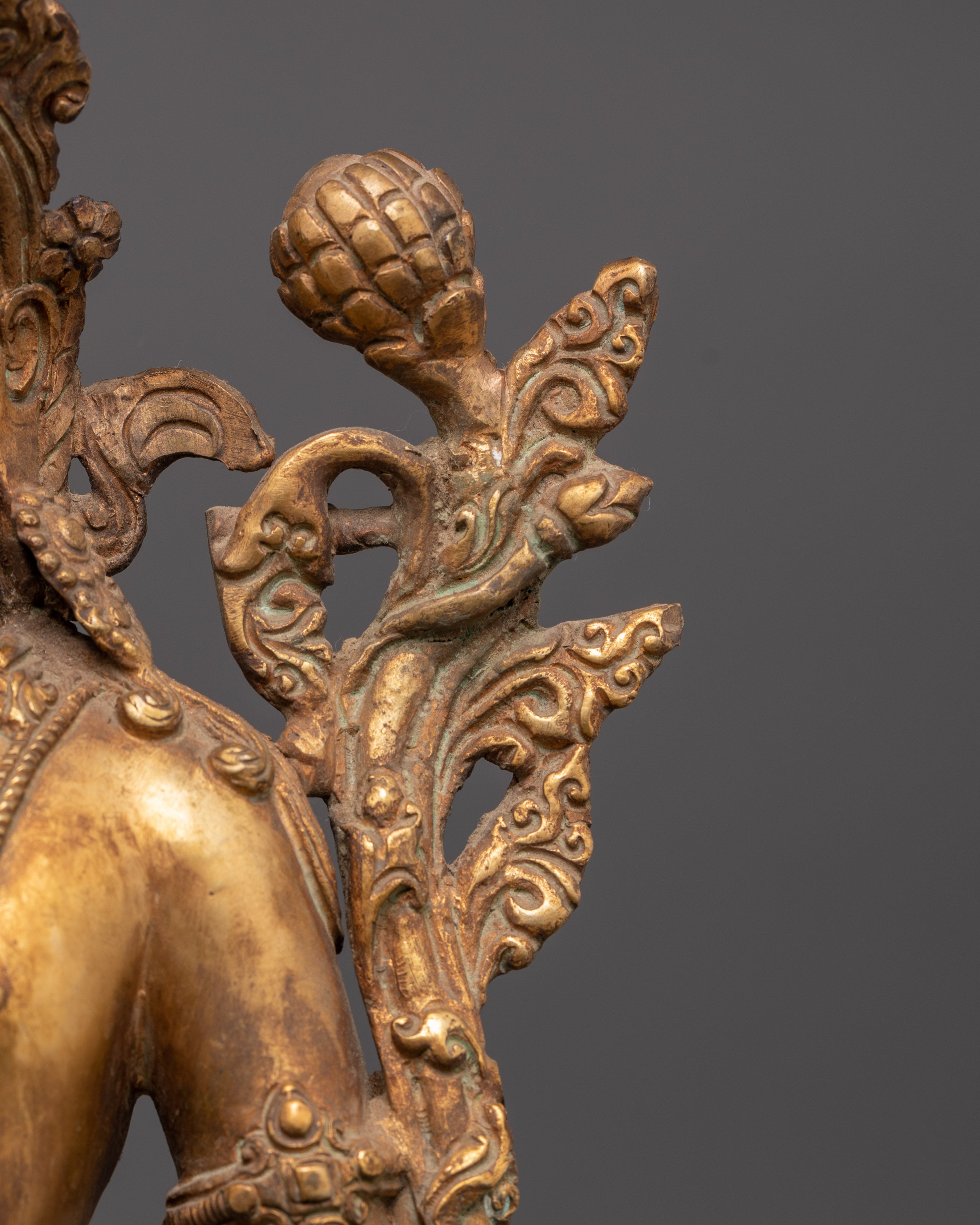Statue of Avalokiteshvara: Manifestation of Chenrezig