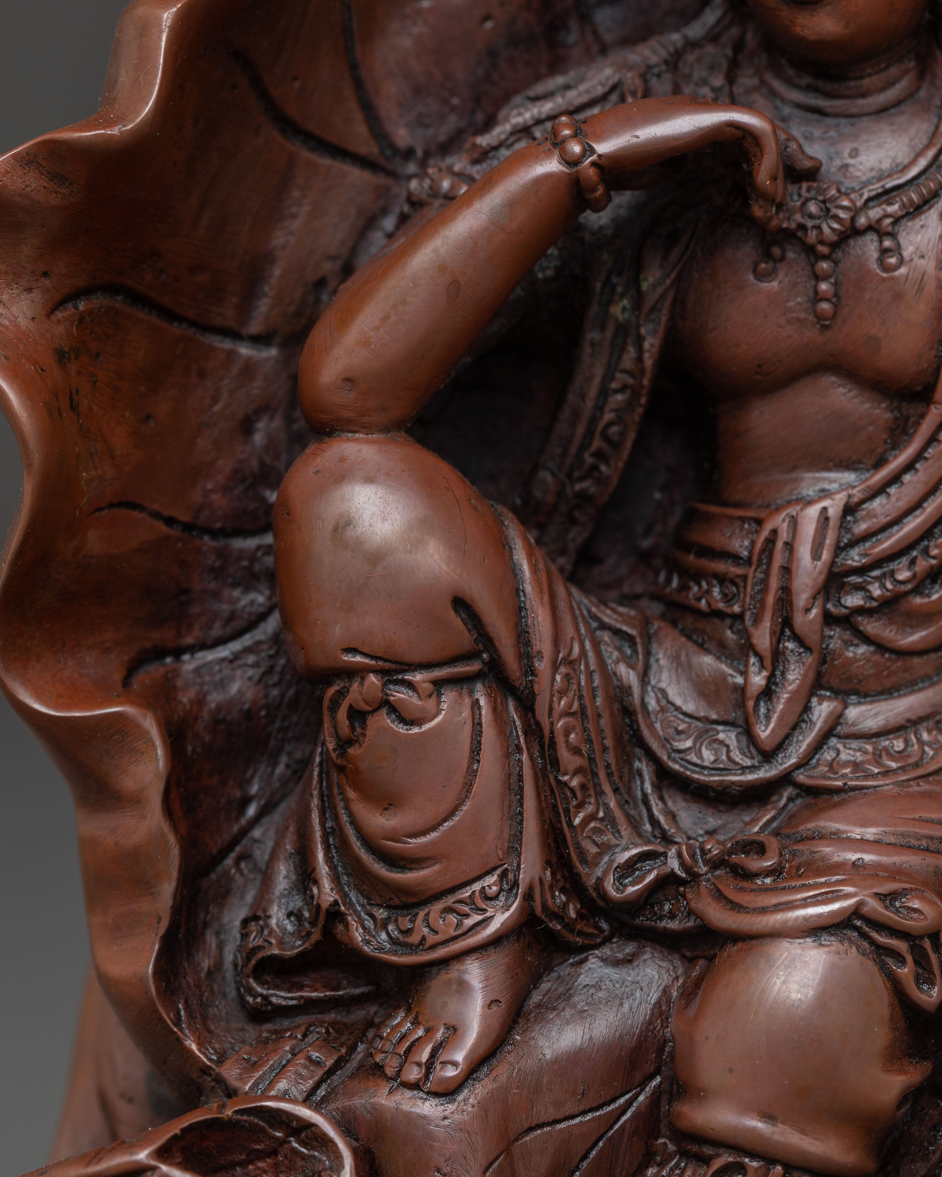 Handcrafted Statue of Lord Gaunyin | Tibetan Sculpture