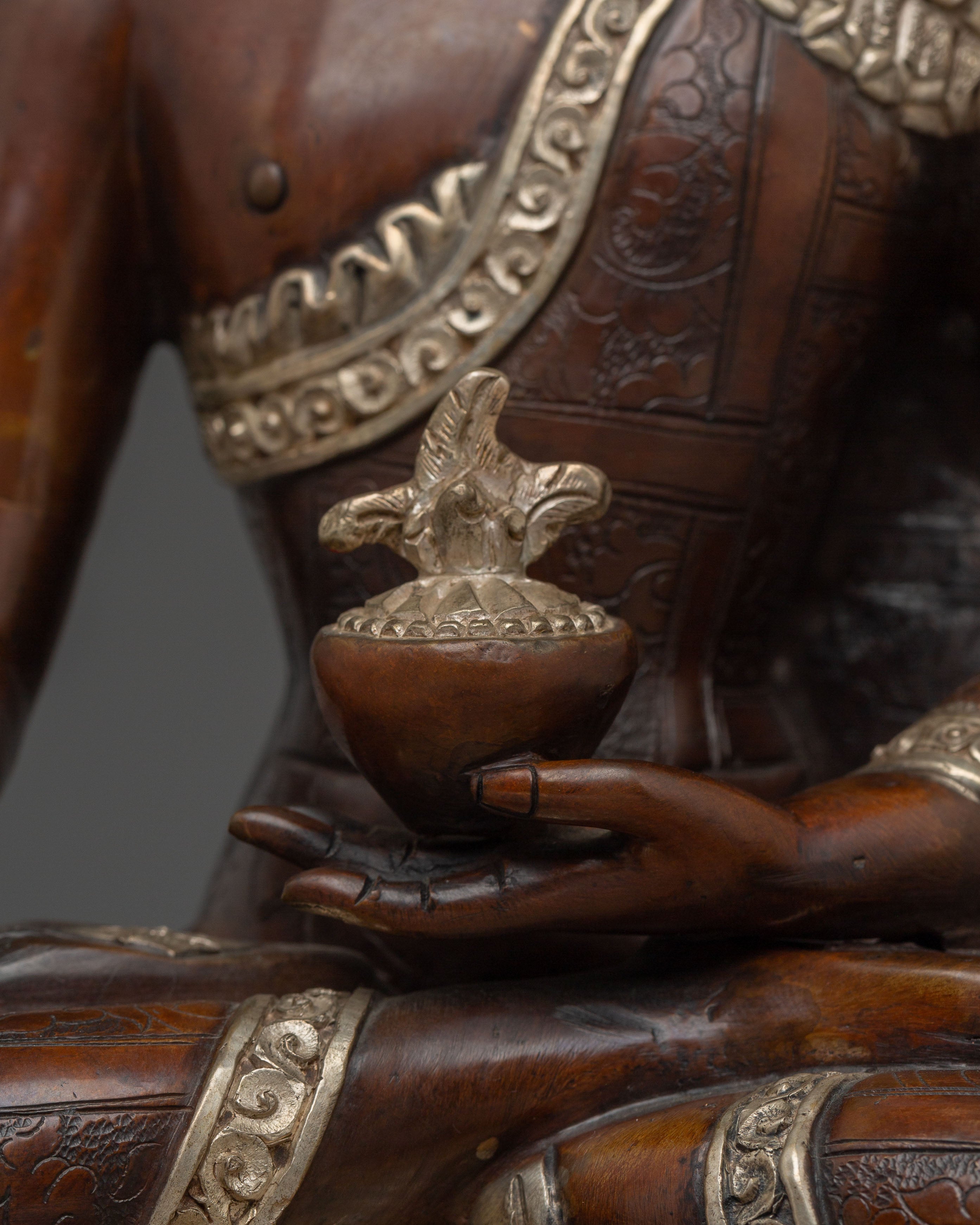 Serene Statue of Supreme Healing Buddha Bhaisajyaguru | Tibetan Medicine Buddha