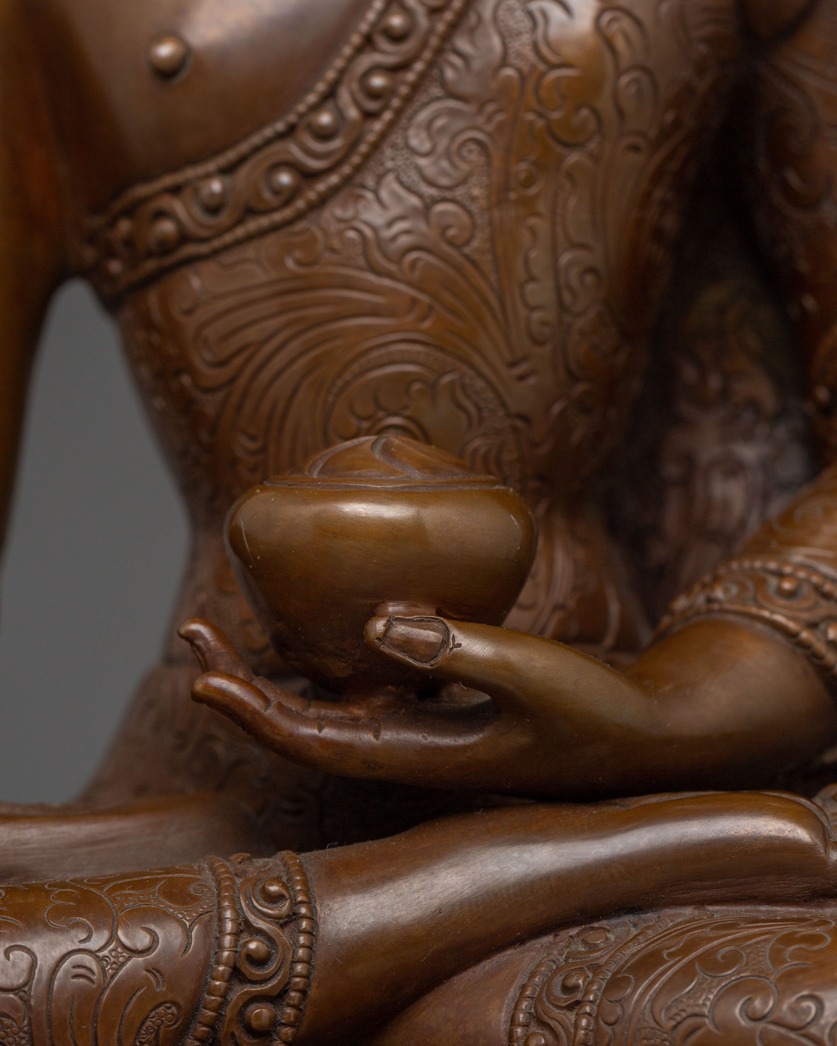 Handcrafted Dharma Icon Buddha Shakyamuni Statue | The Enlightened One