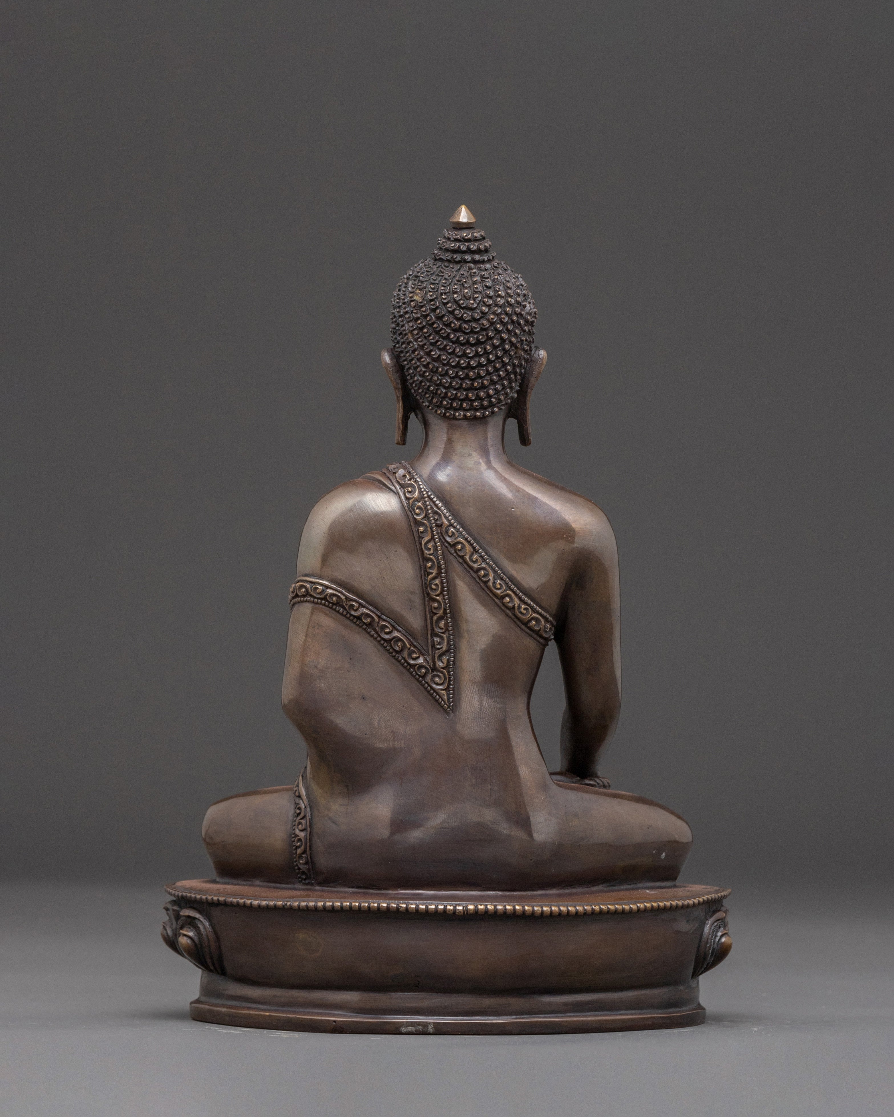 Handcrafted Shakyamuni Buddha Statue: The Enlightened One | Historical Buddha