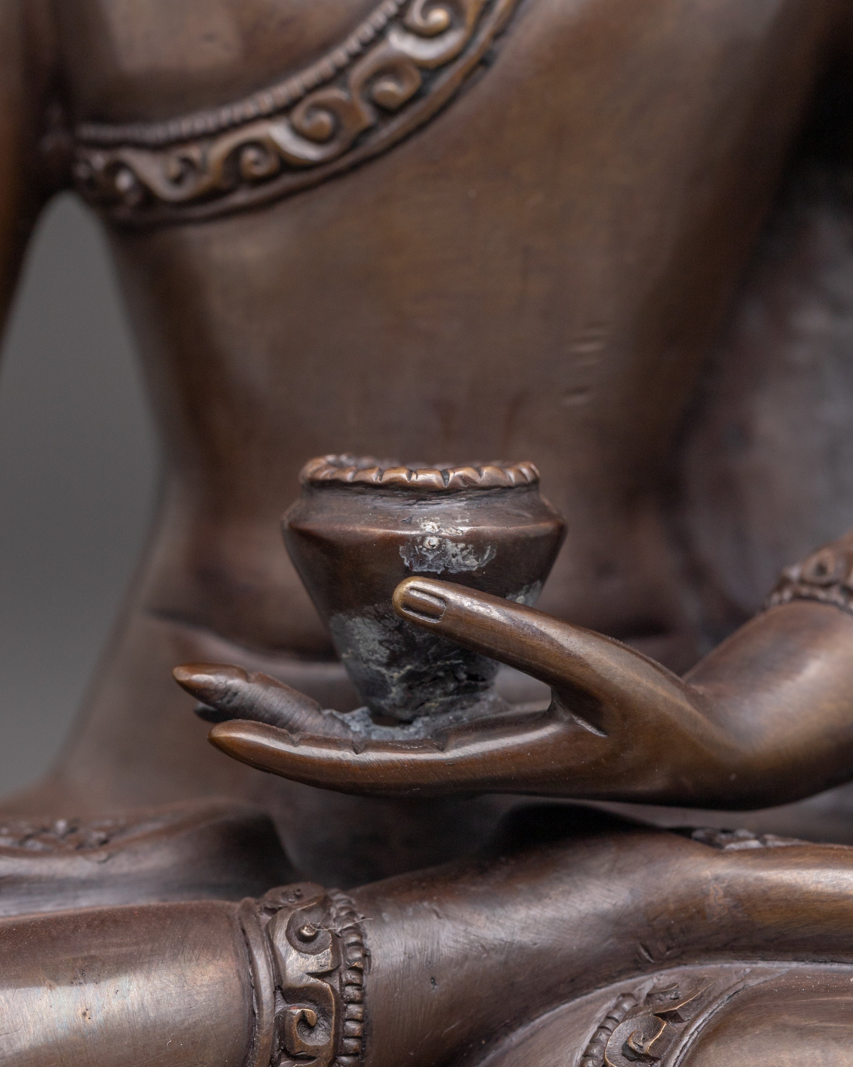 Handcrafted Shakyamuni Buddha Statue: The Enlightened One | Historical Buddha