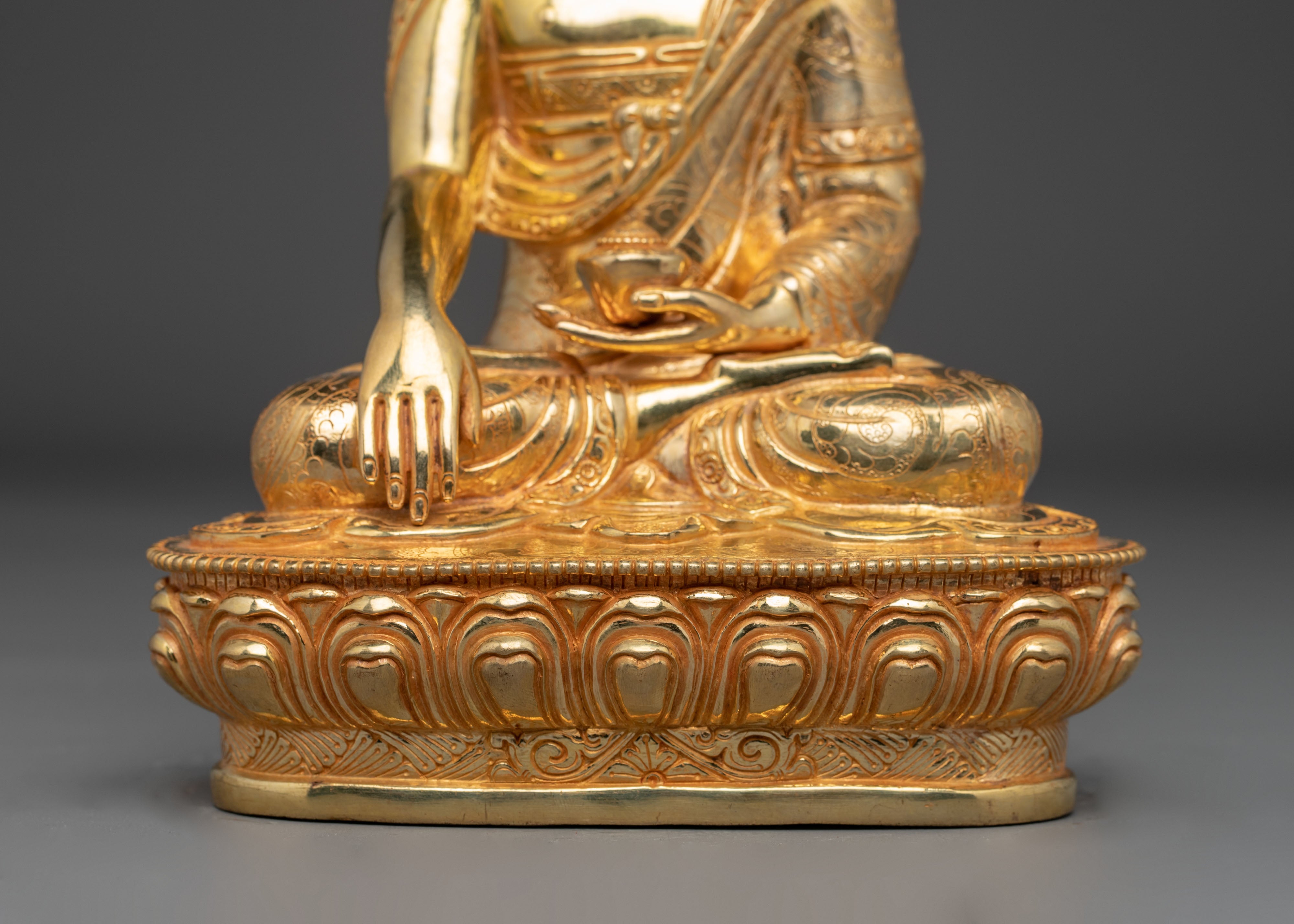 Handmade Tibetan Golden Shakyamuni Buddha Copper Art
