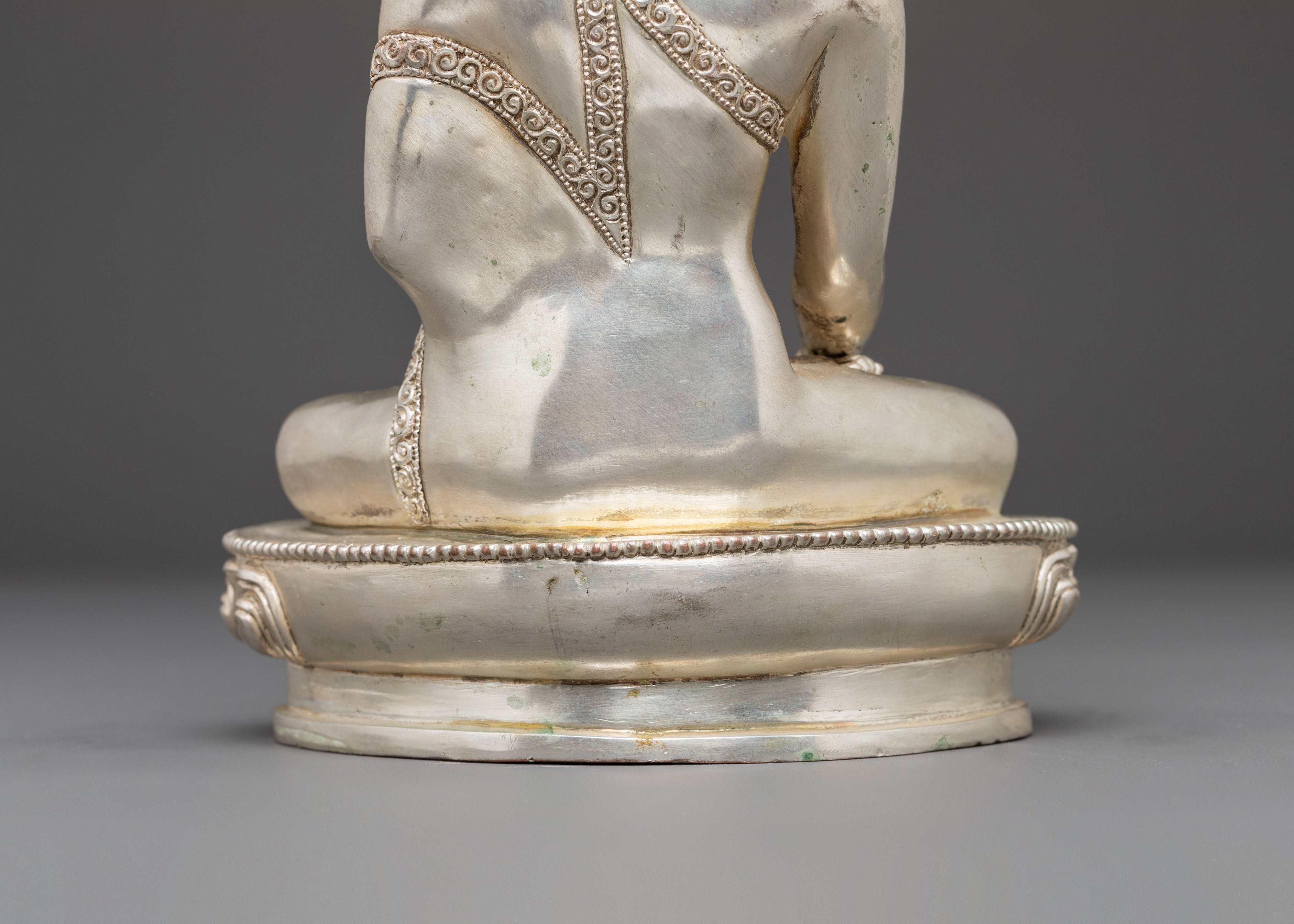 Handcrafted Gautama Buddha Statue: Founder of Buddhism