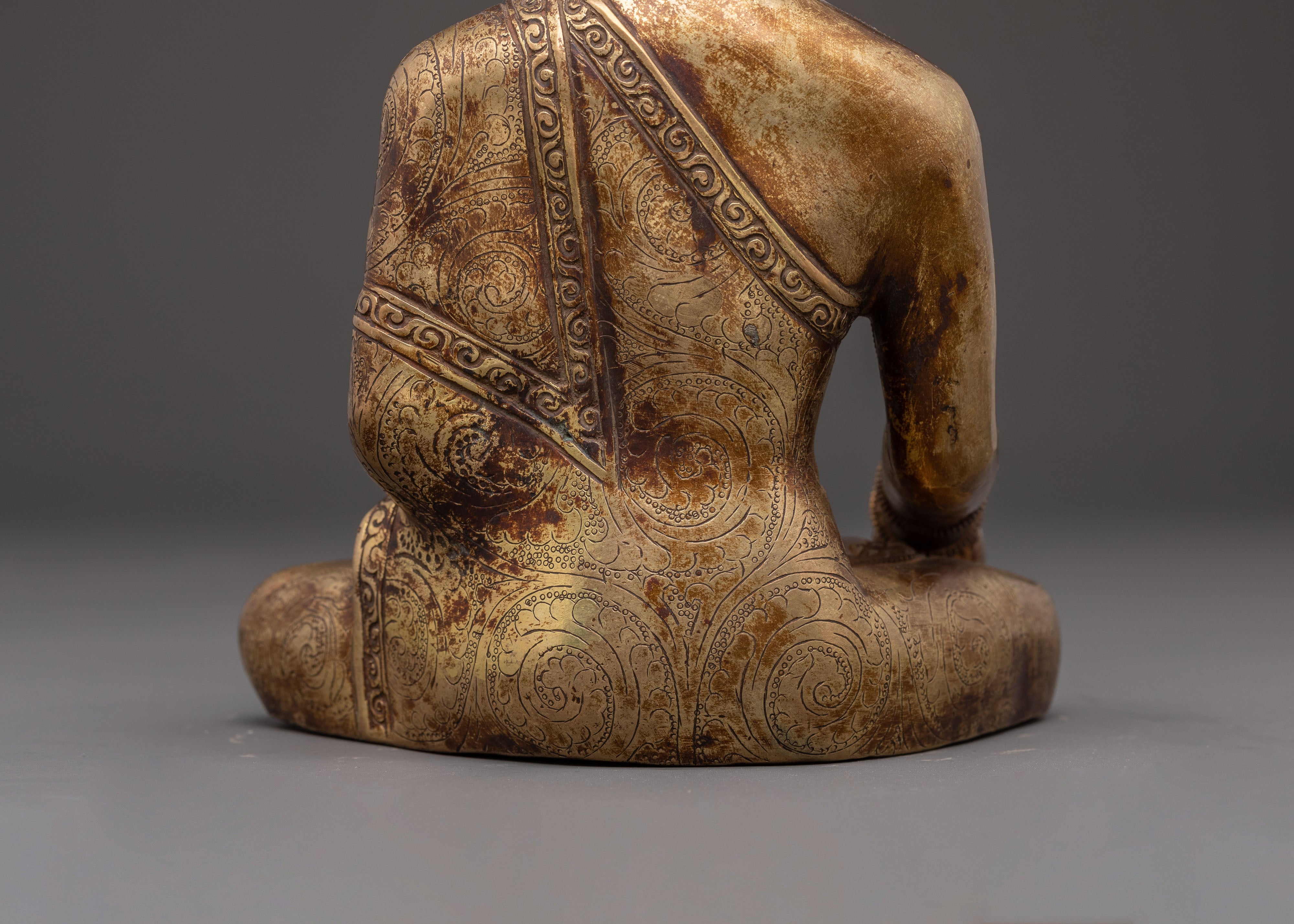 Nepalese Handmade Statue of Buddha Shakyamuni | Historical Buddha