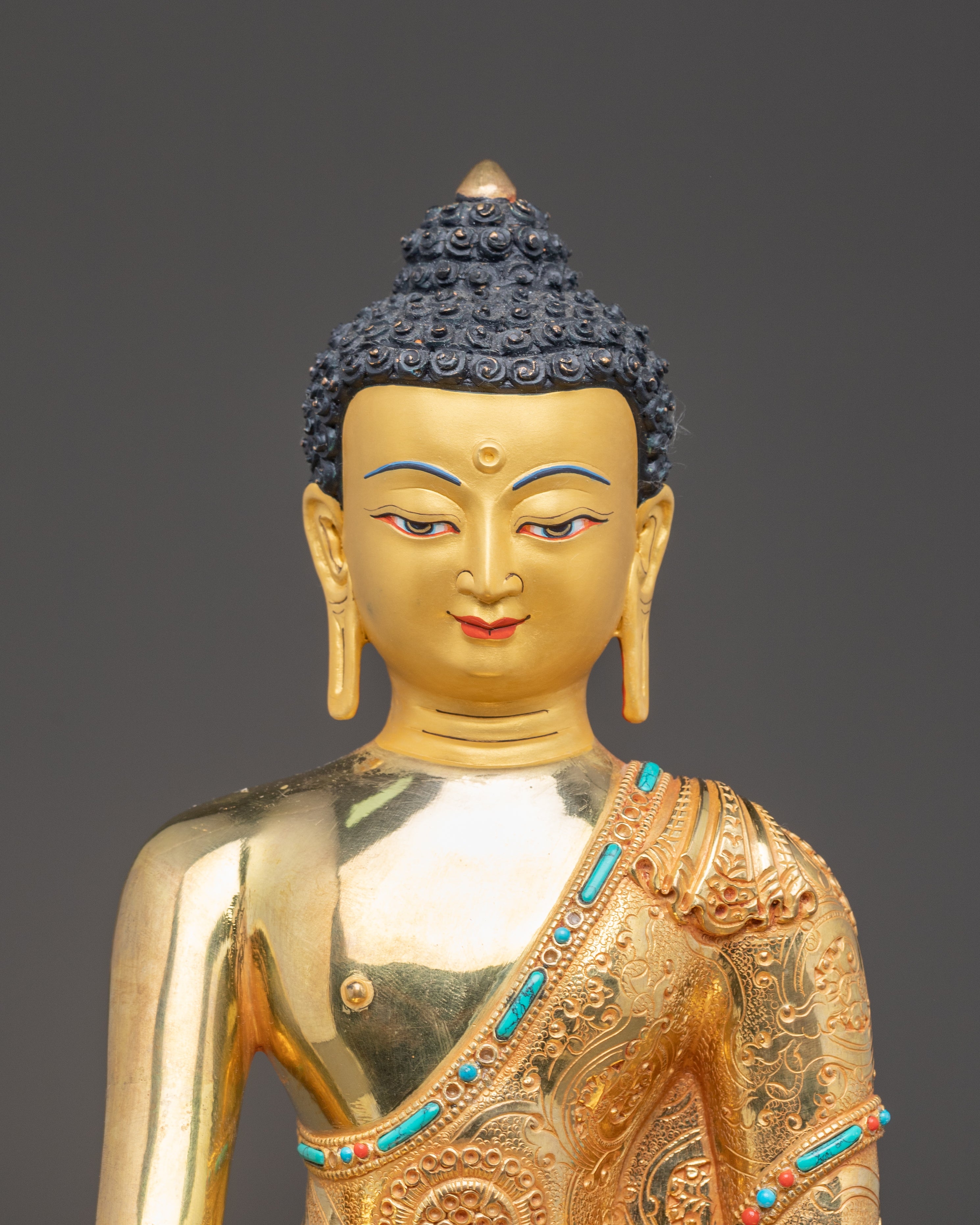Gautama Buddha Statue: Influential Spiritual Teacher