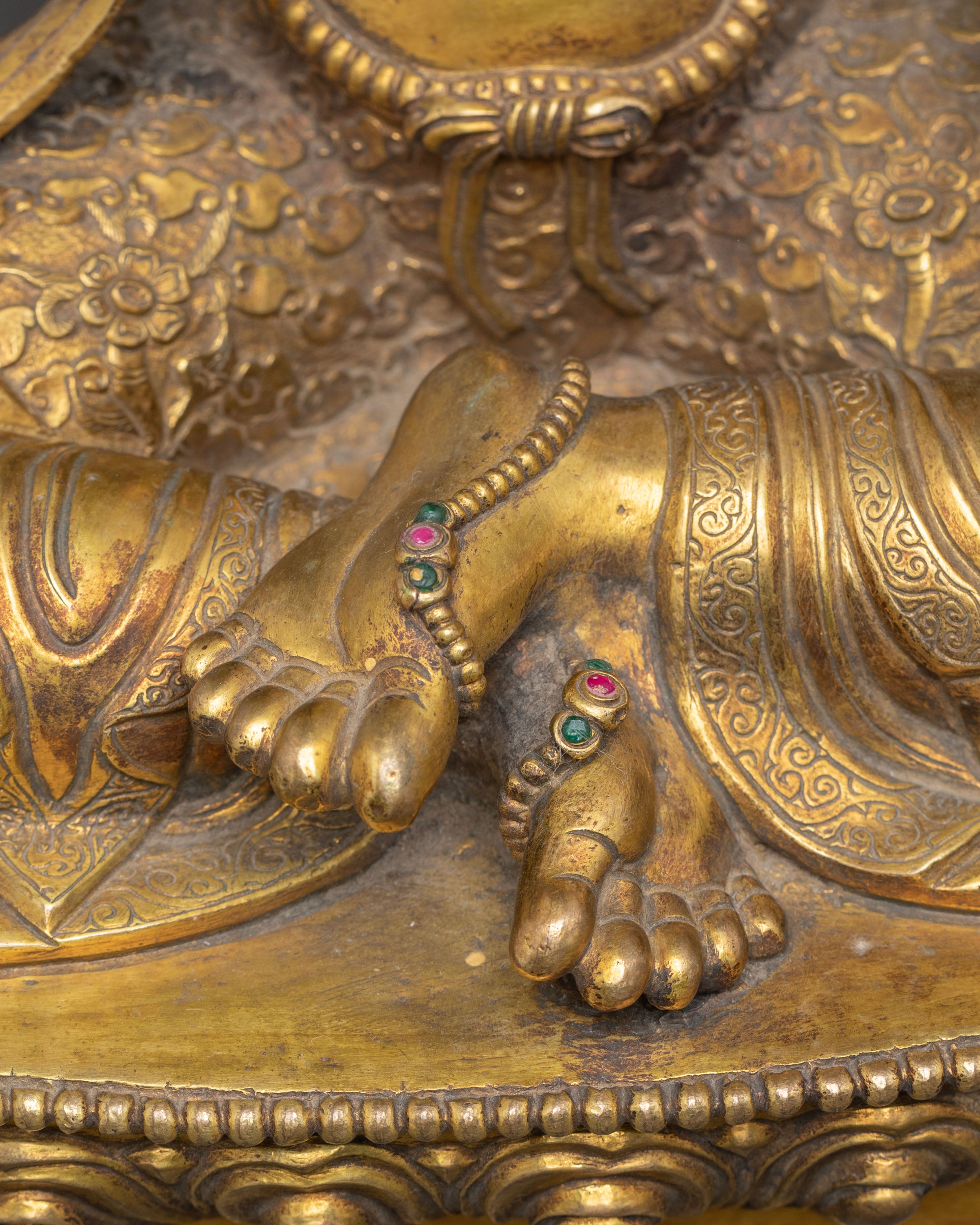 Golden Statue of Bodhisattva Ksitigarbha | Buddhist Protector