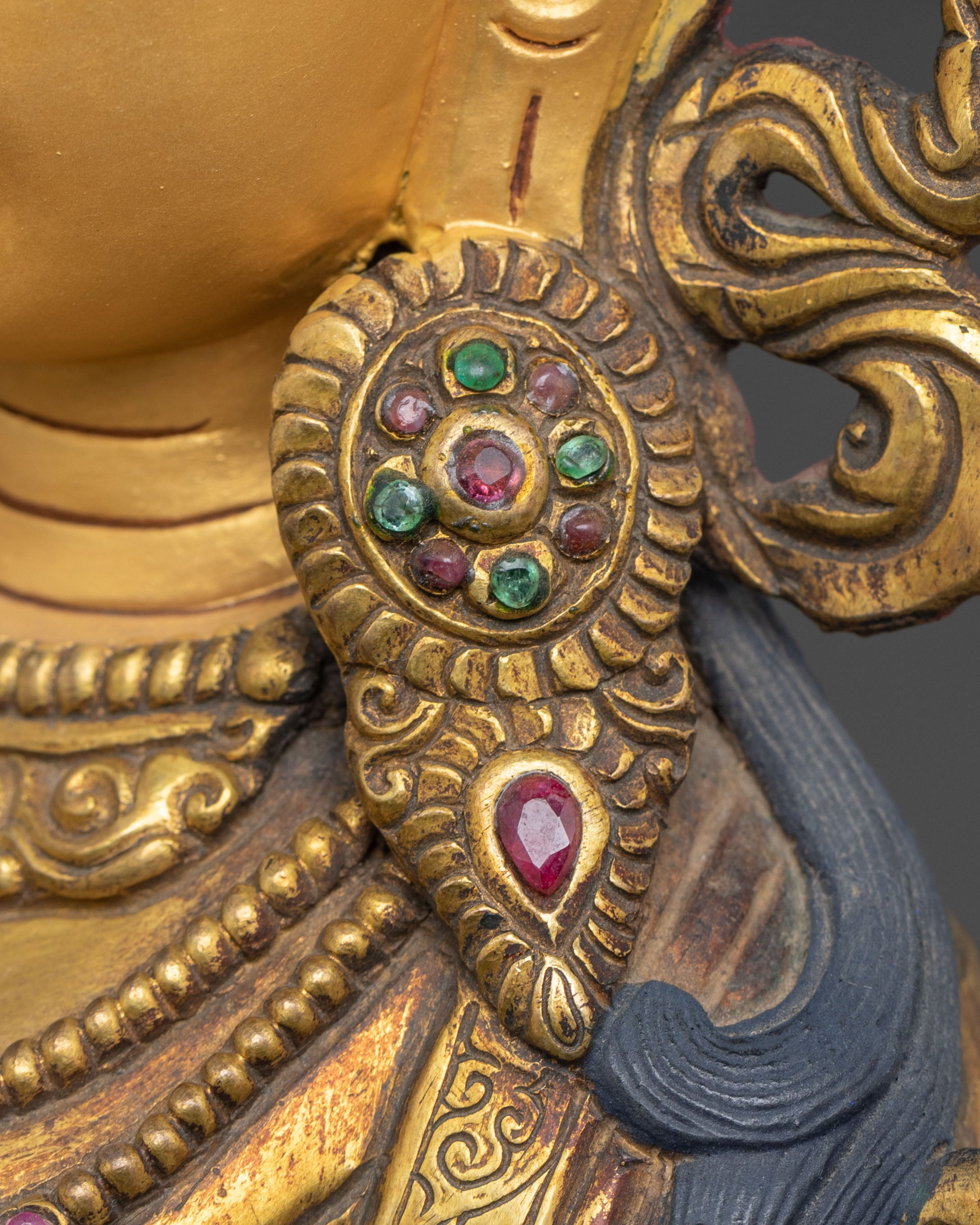 Golden Statue of Bodhisattva Ksitigarbha | Buddhist Protector