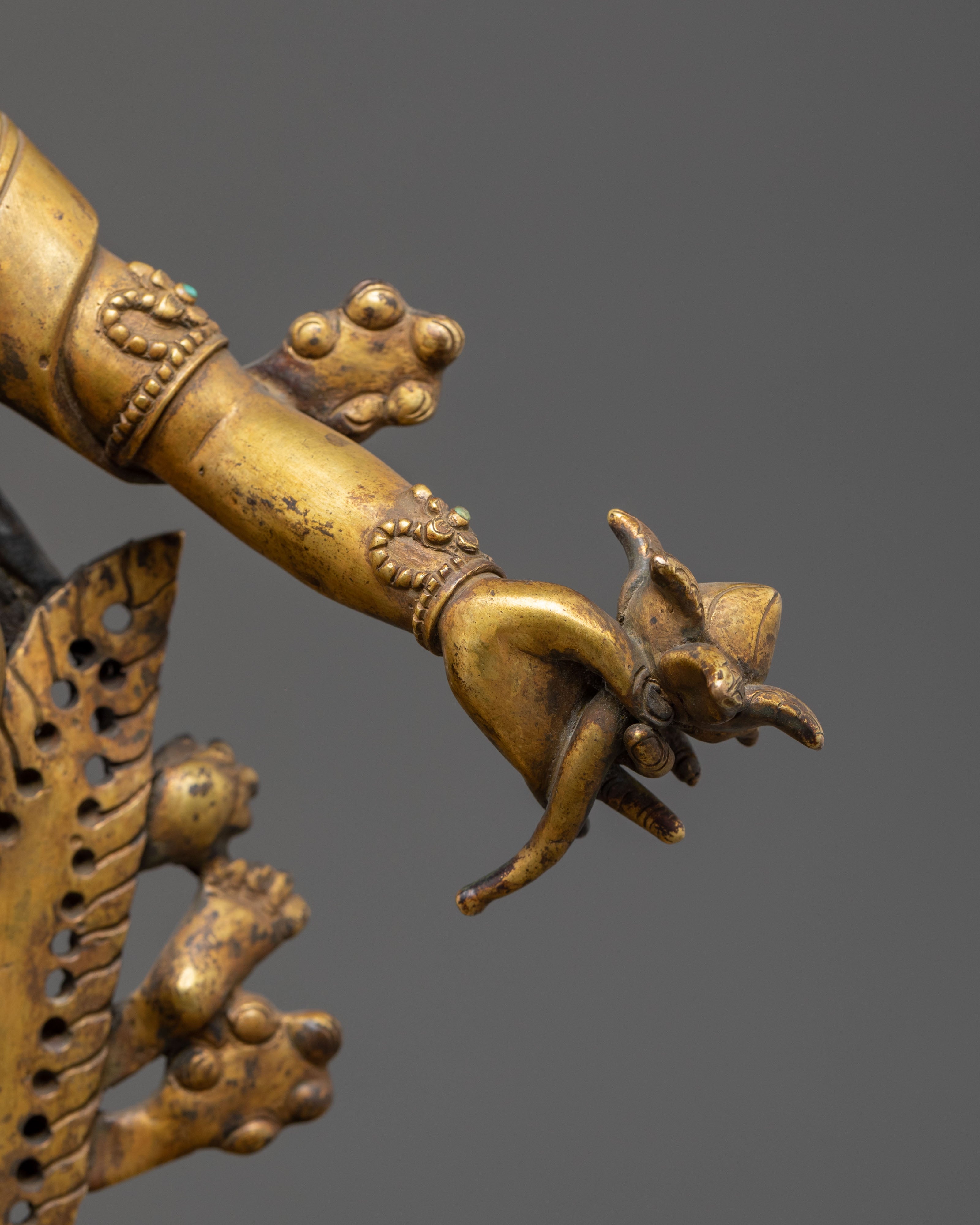 Handmade Makara Mukha Kila Statue | Symbol of Spiritual Protection