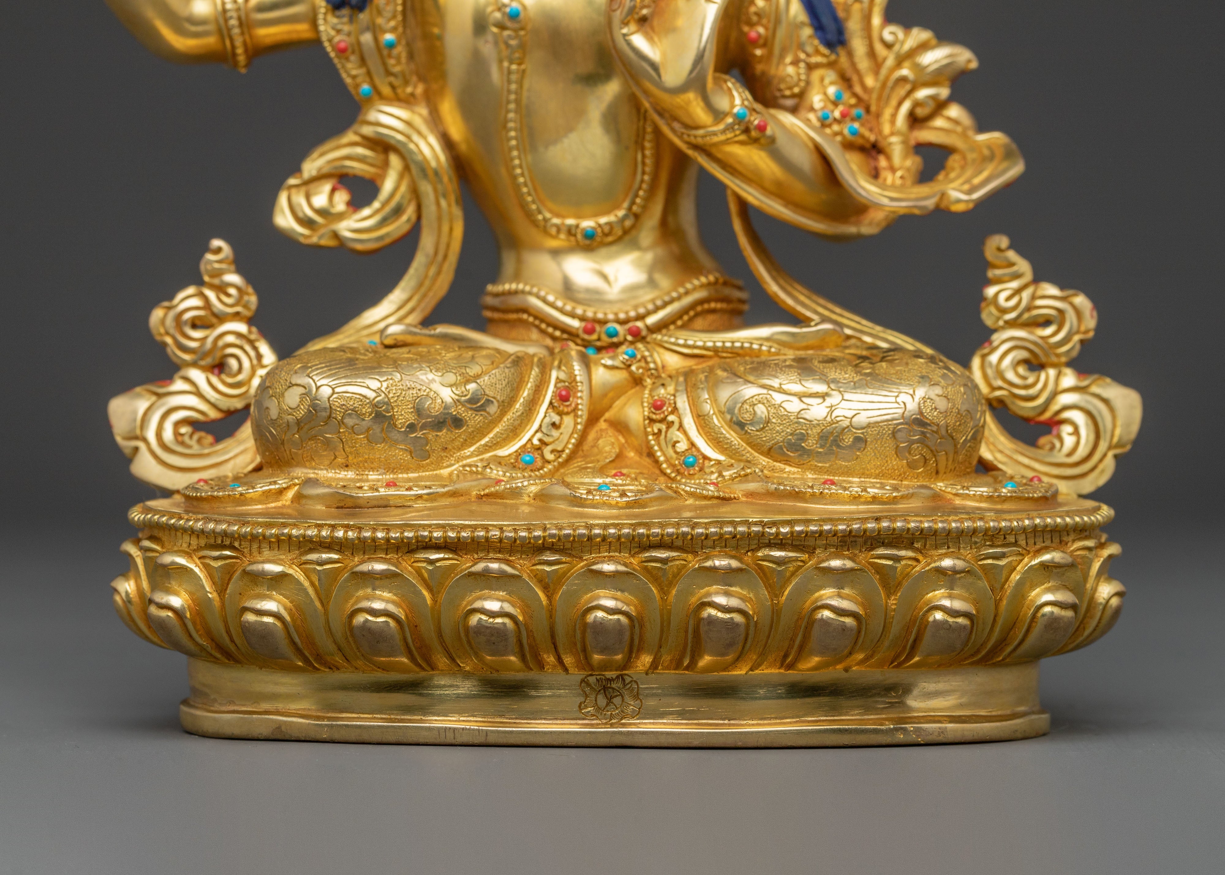 Manjushri Spiritual Statue: Gilded Wisdom